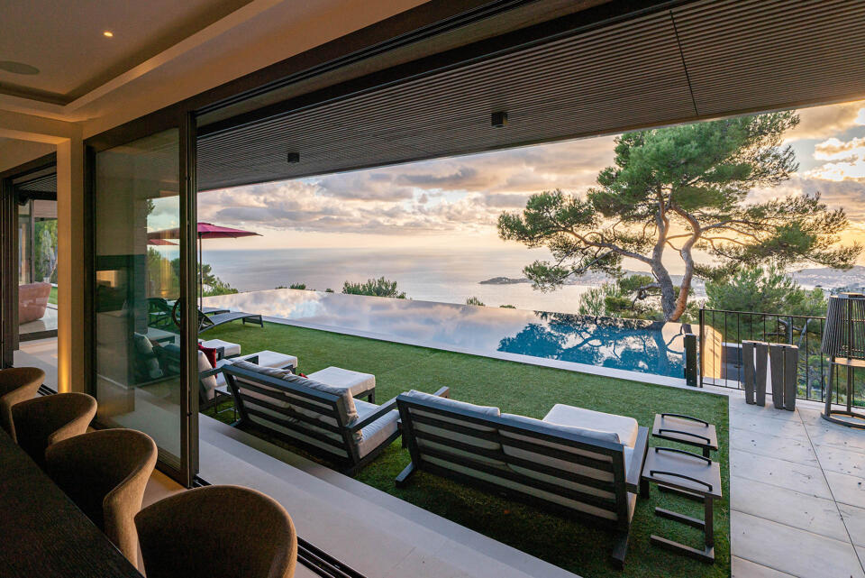 Villa Azura Gallery Image 1