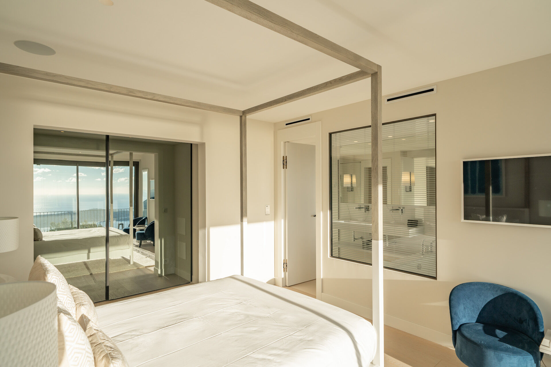 Villa Azura Gallary Image 6