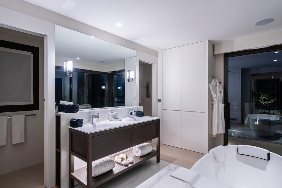 Villa Azura Gallery Image 4