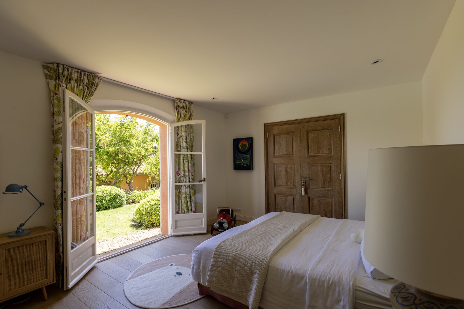 Villa Crystal Gallary Image 6