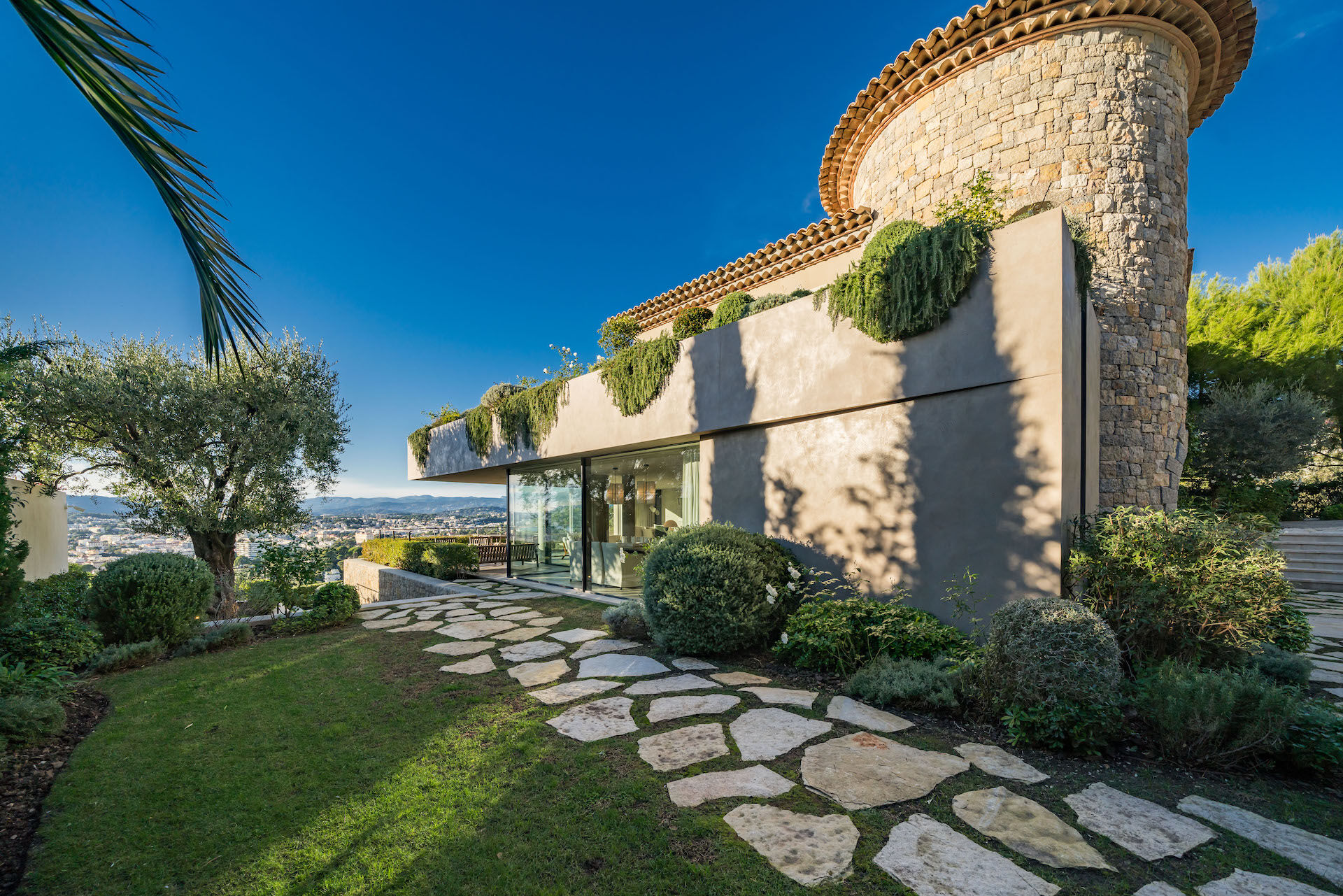 Villa Emerald Gallary Image 1