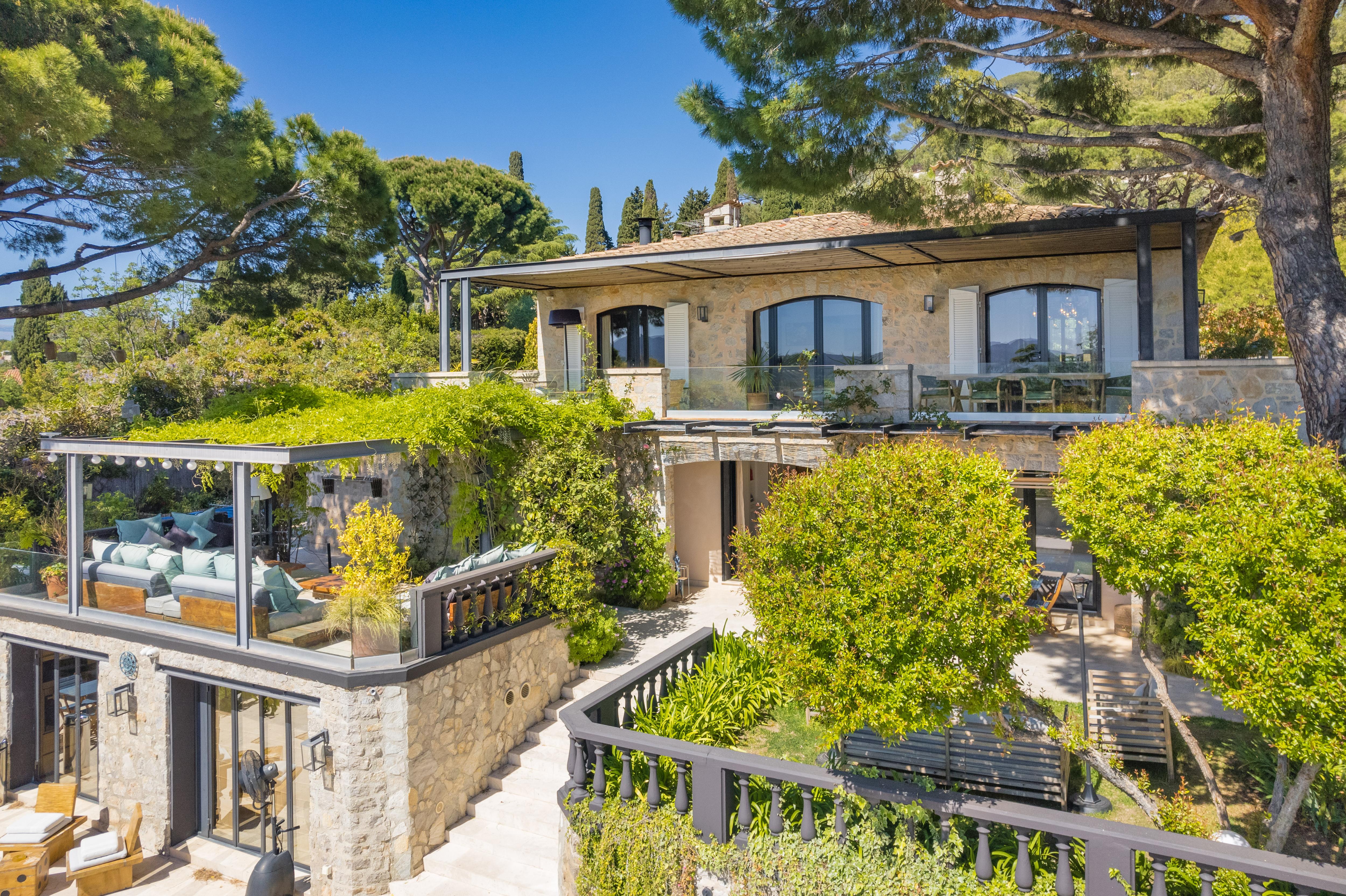 Villa Emma Gallary Image 5