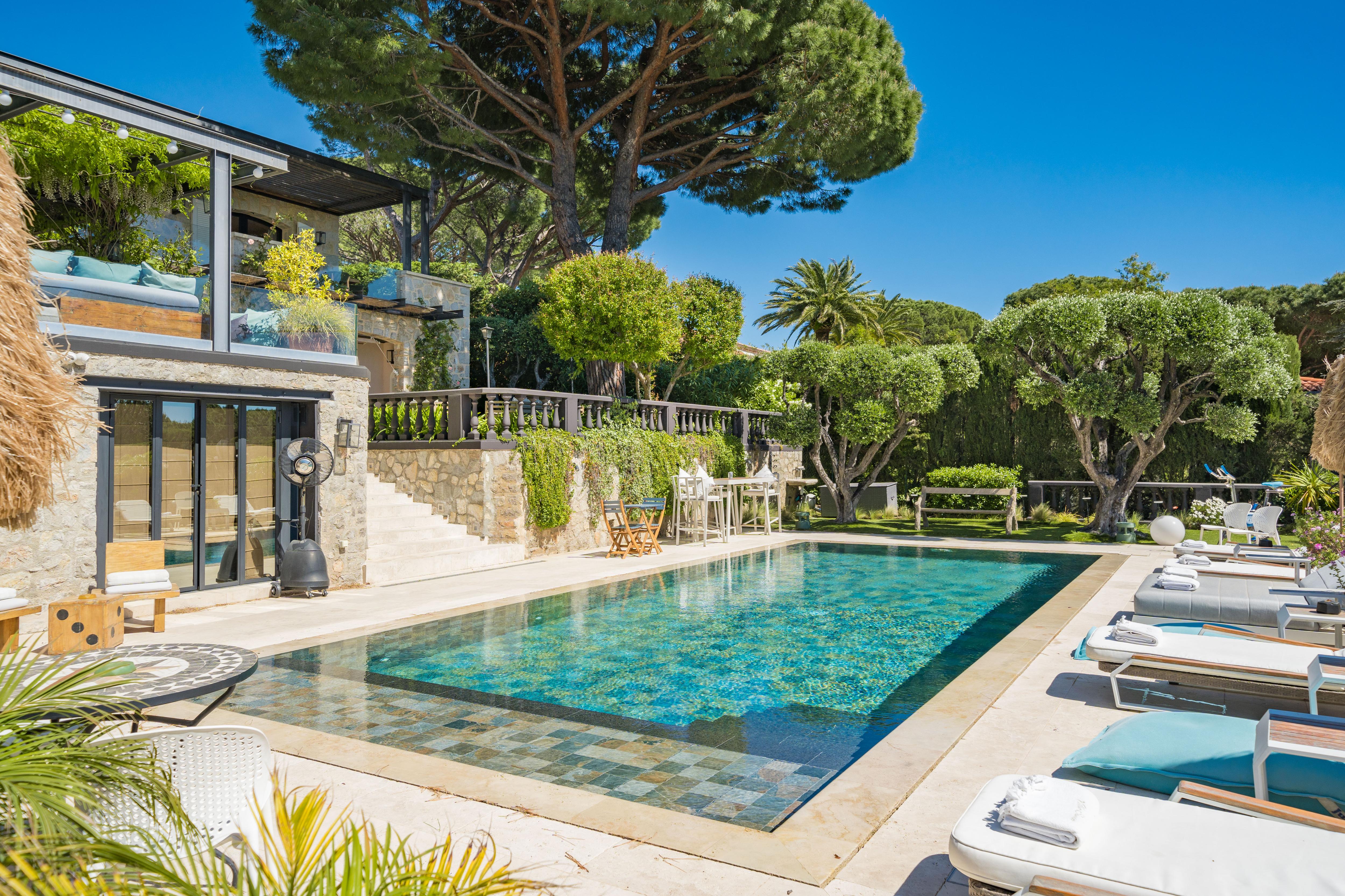 Villa Emma Gallary Image 6