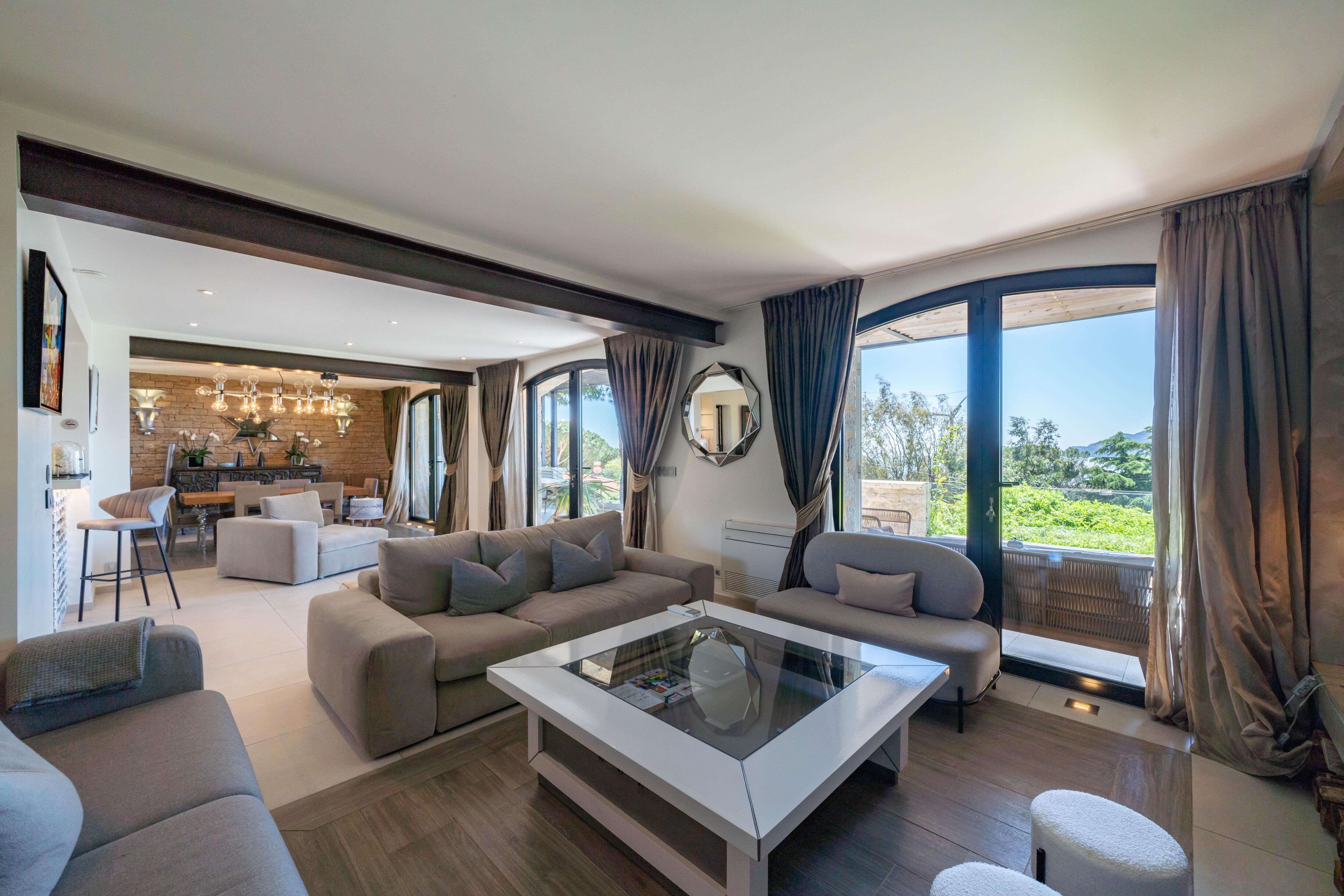 Villa Emma Gallary Image 4