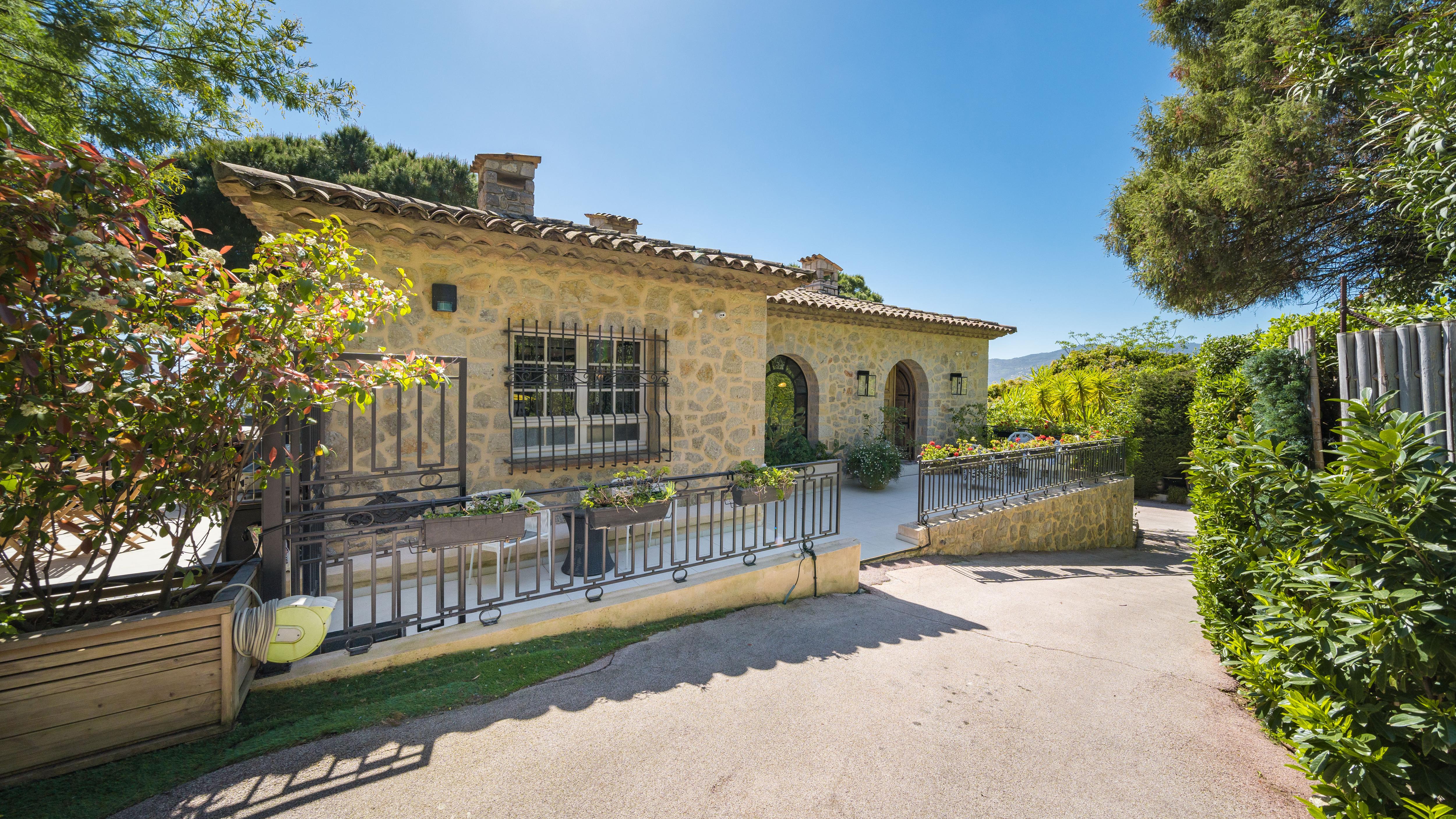 Villa Emma Gallary Image 4