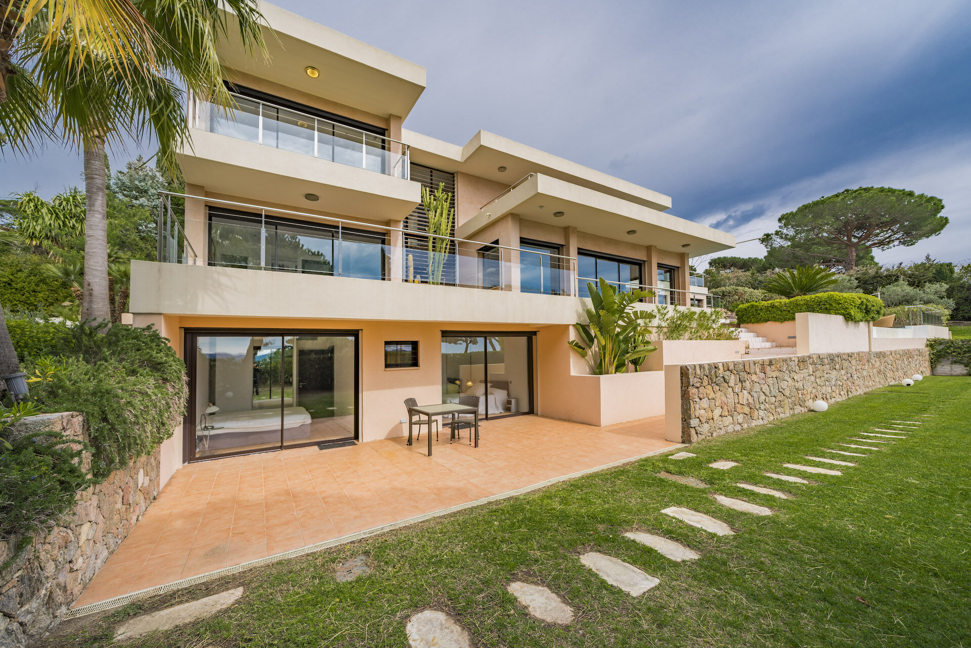 villa-flora-image-9