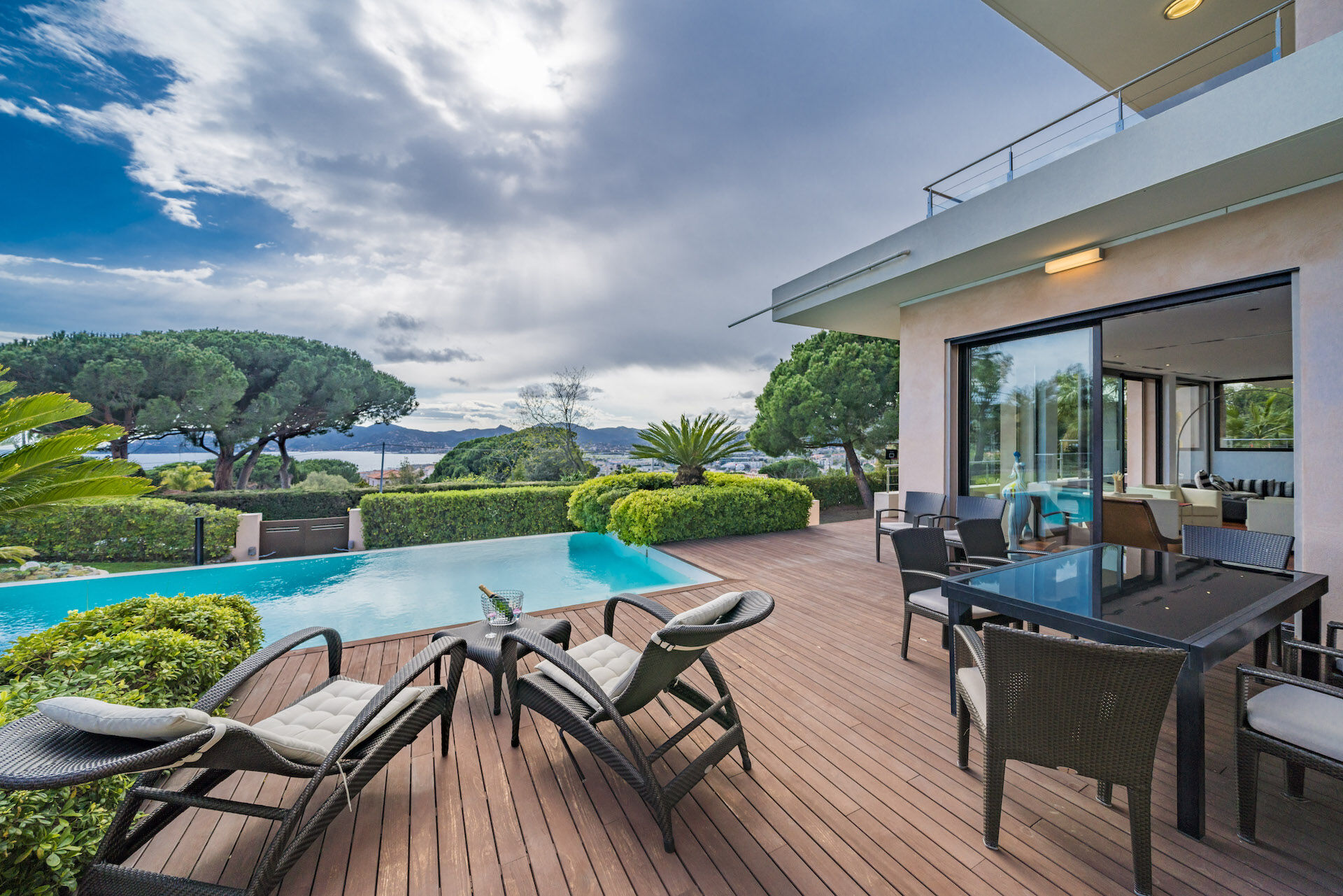 Villa Flora Gallary Image 6