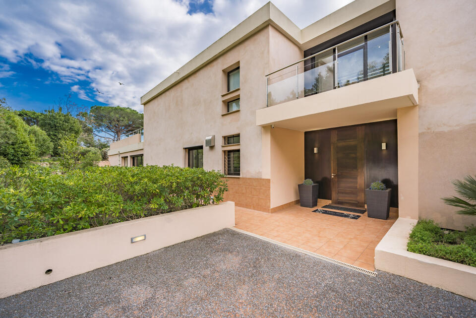 Villa Flora Gallery Image 5