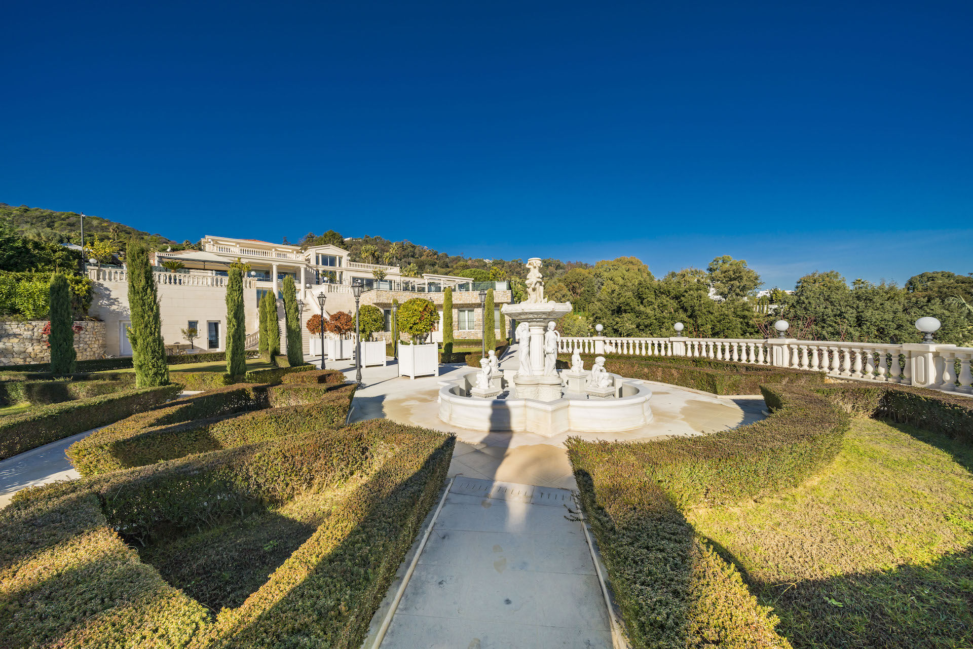 Villa Florentine Gallary Image 2