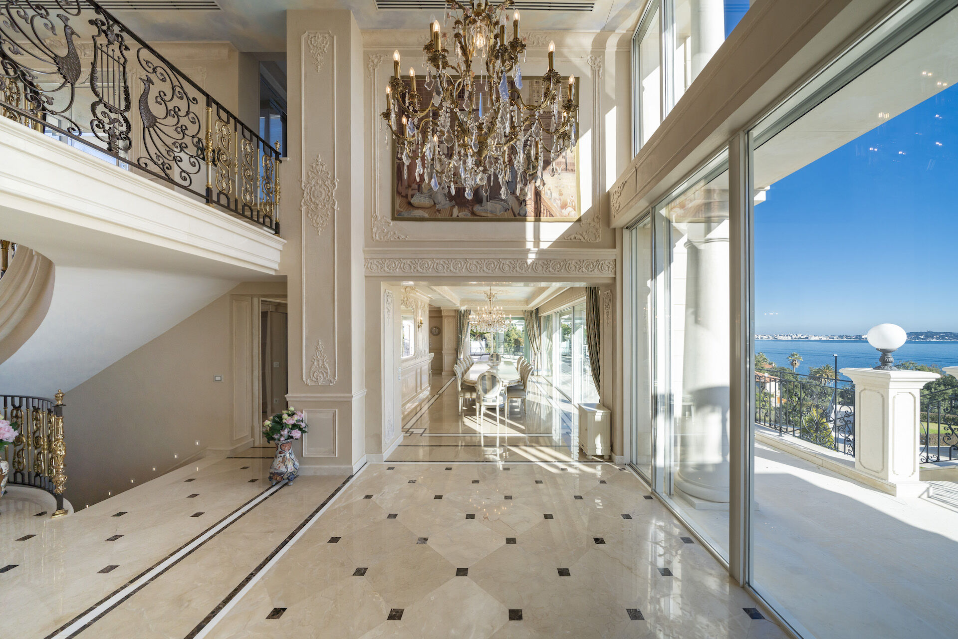 Villa Florentine Gallary Image 1