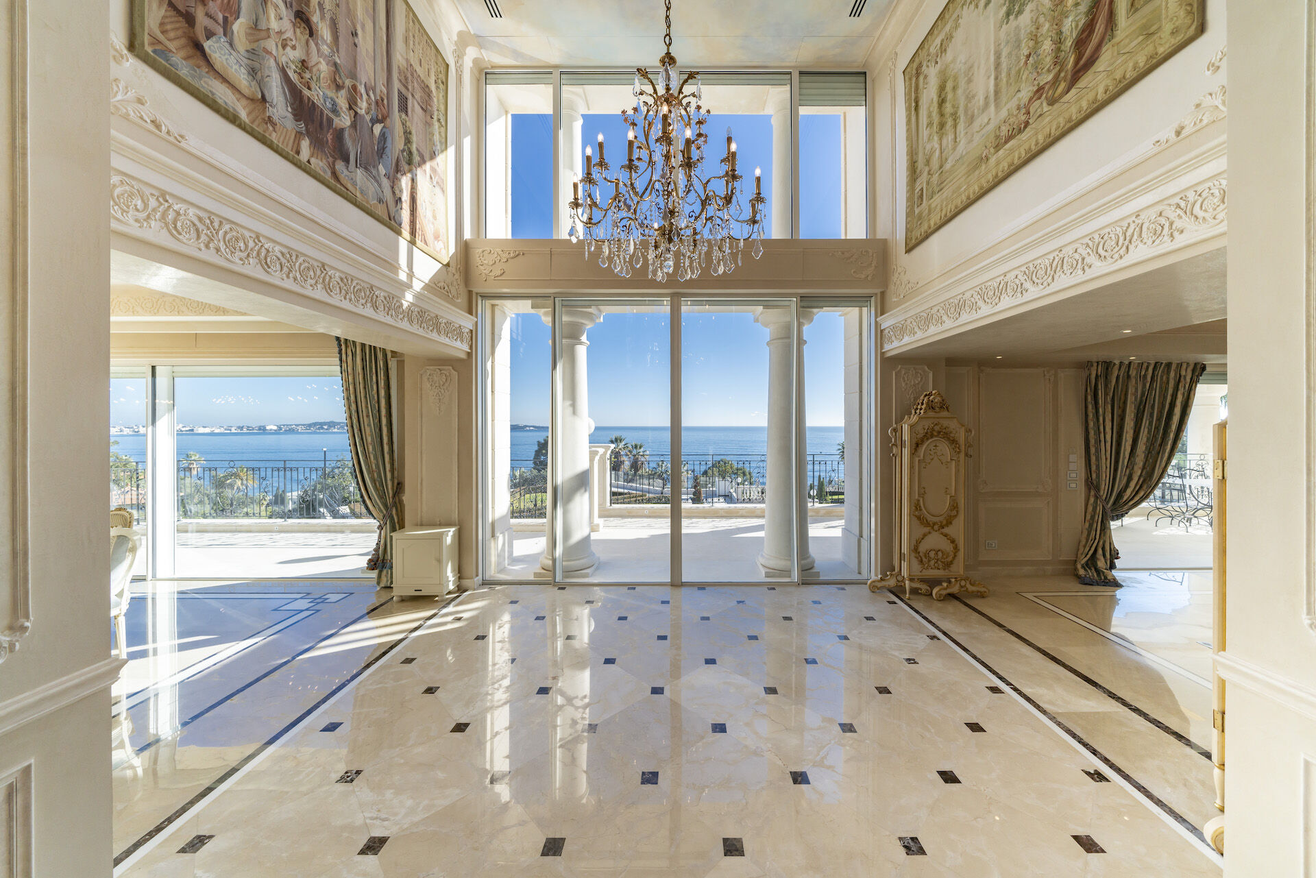 Villa Florentine Gallary Image 2