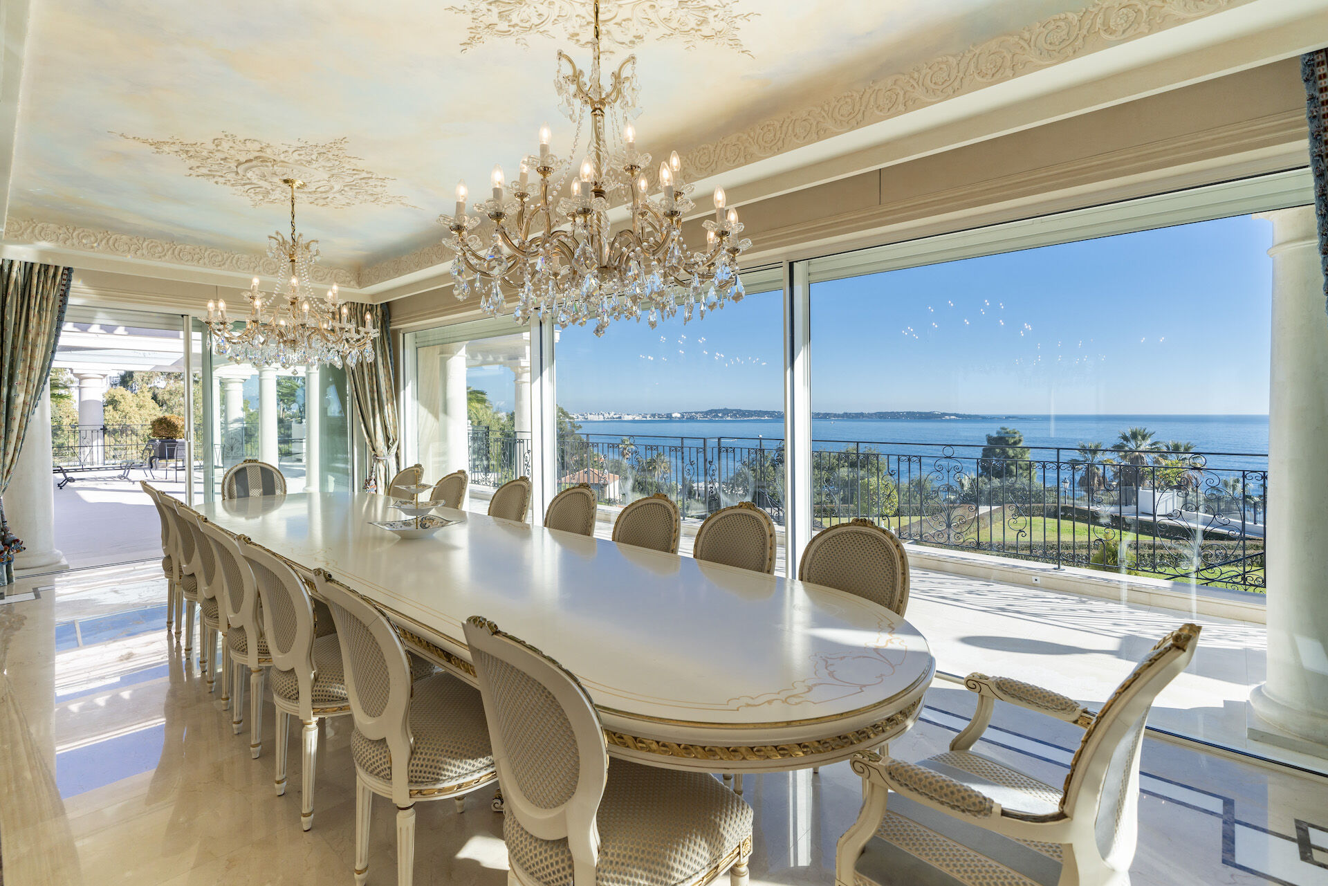 Villa Florentine Gallary Image 3