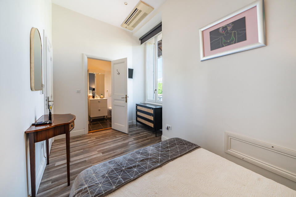Villa Iris Gallery Image 6