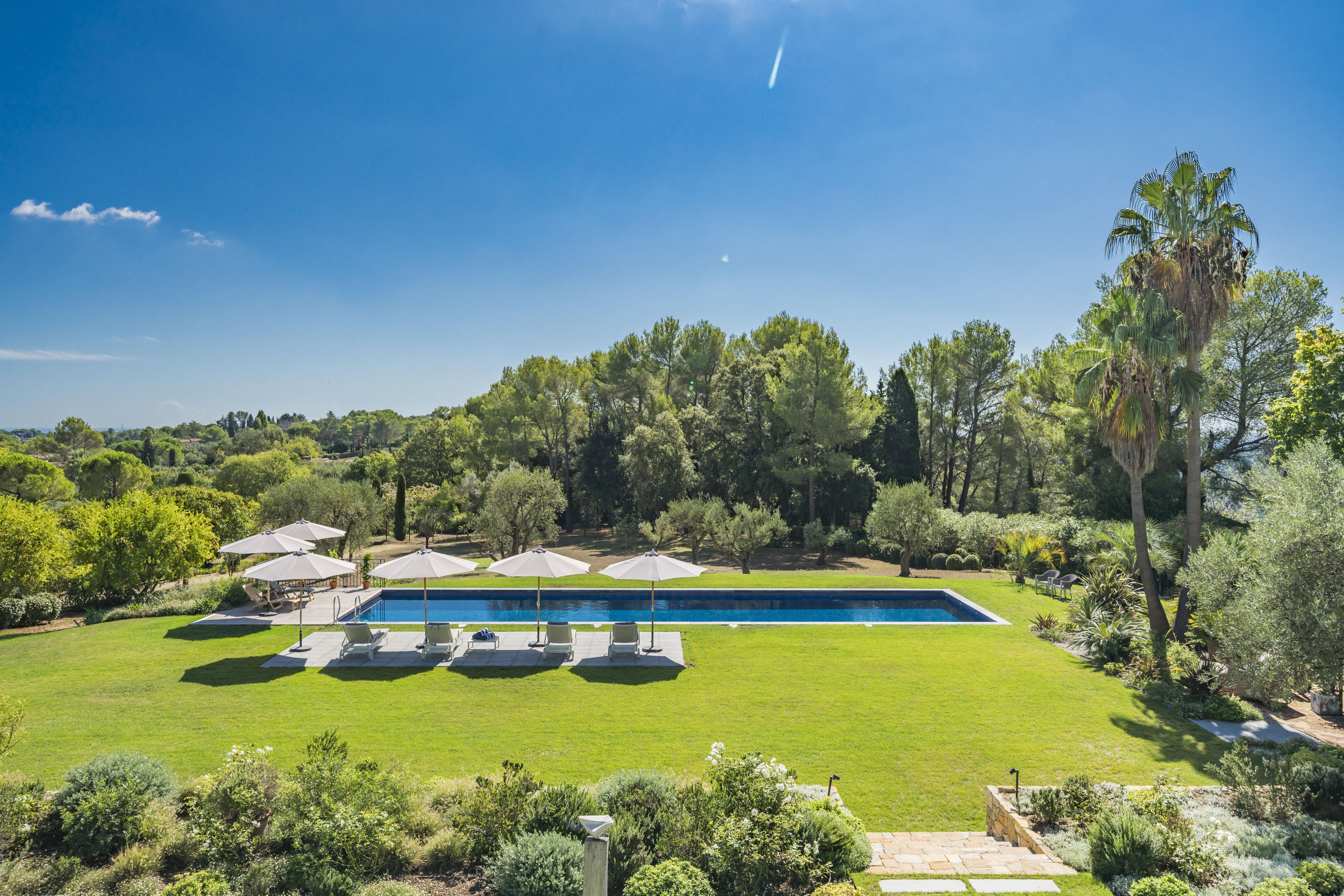 Villa Ivory Gallary Image 2