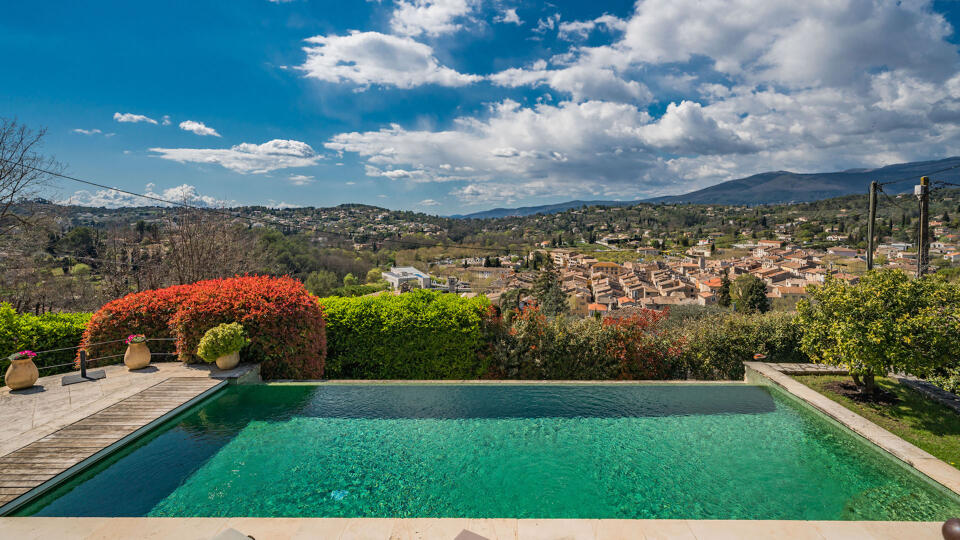 Villa Karina Gallery Image 1
