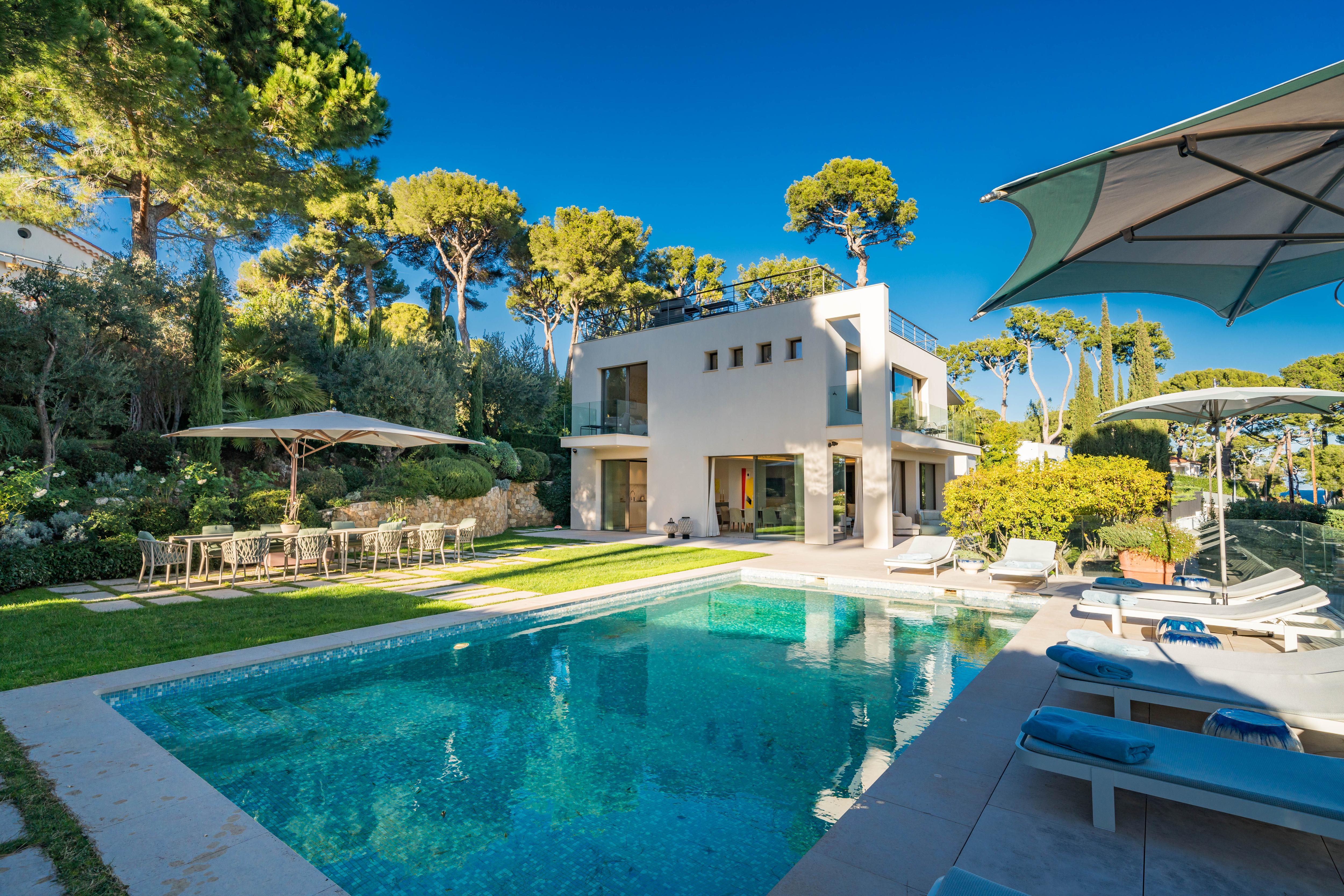 Villa Lola Gallary Image 1