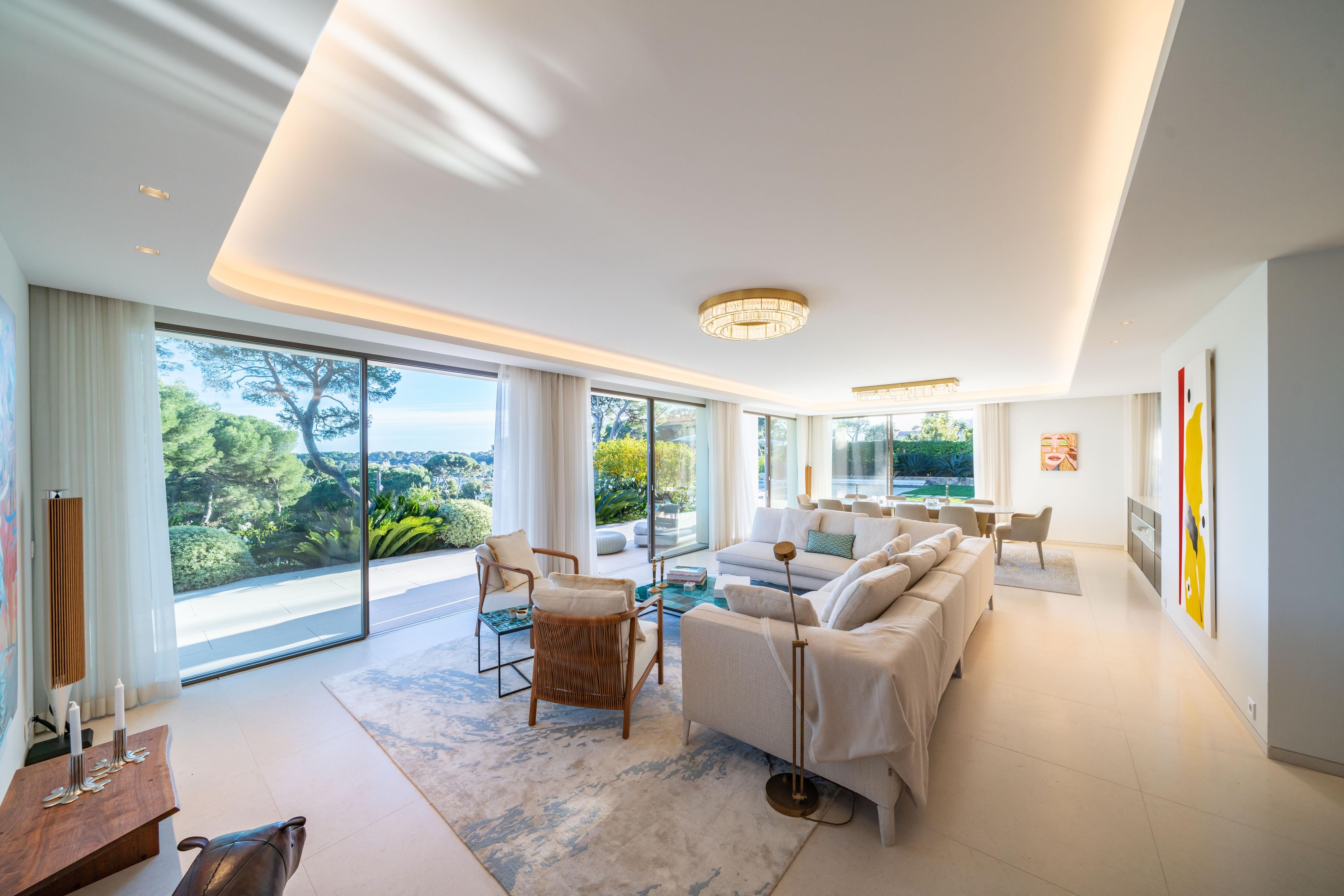 Villa Lola Gallary Image 1