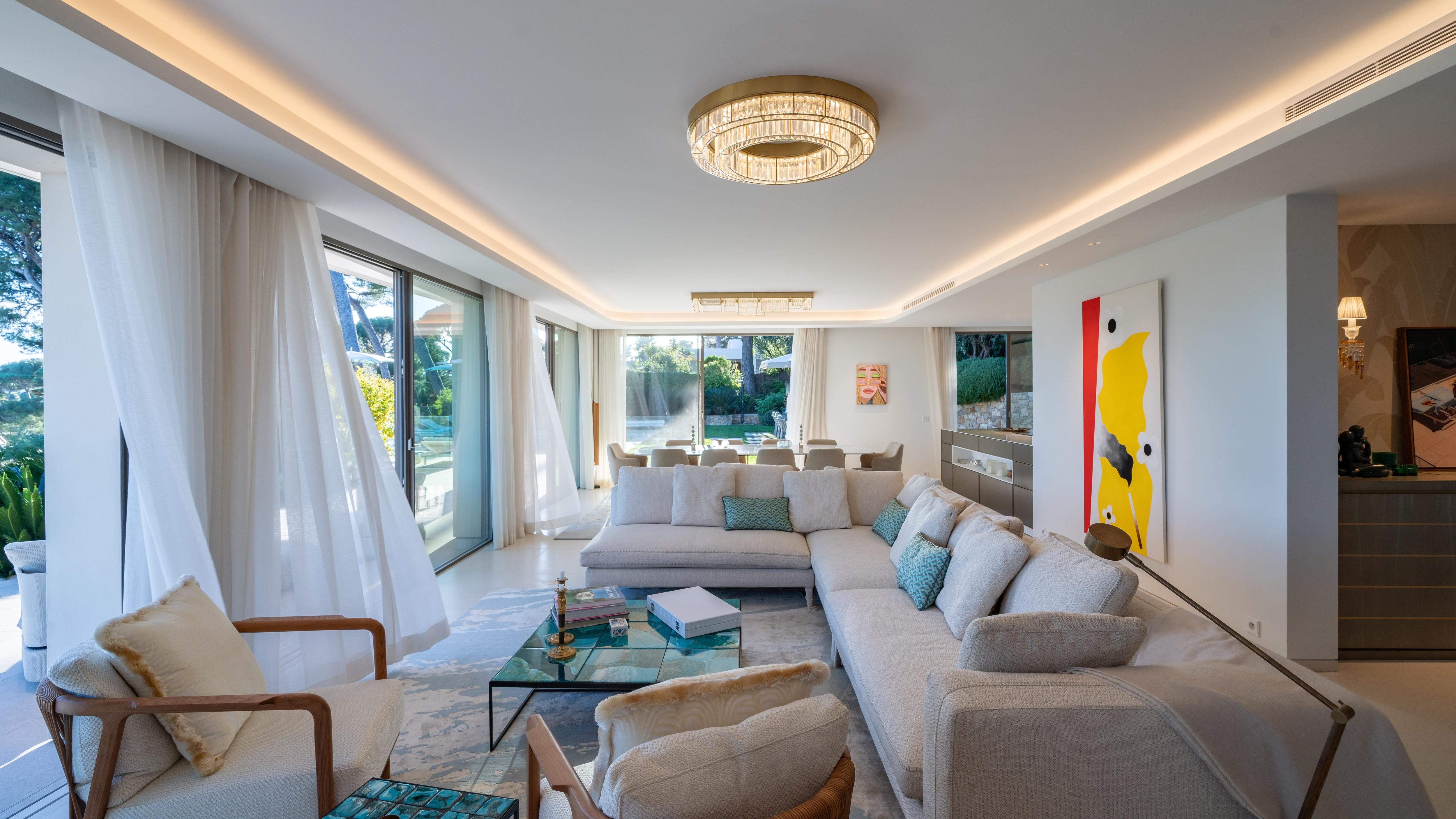 Villa Lola Gallary Image 2