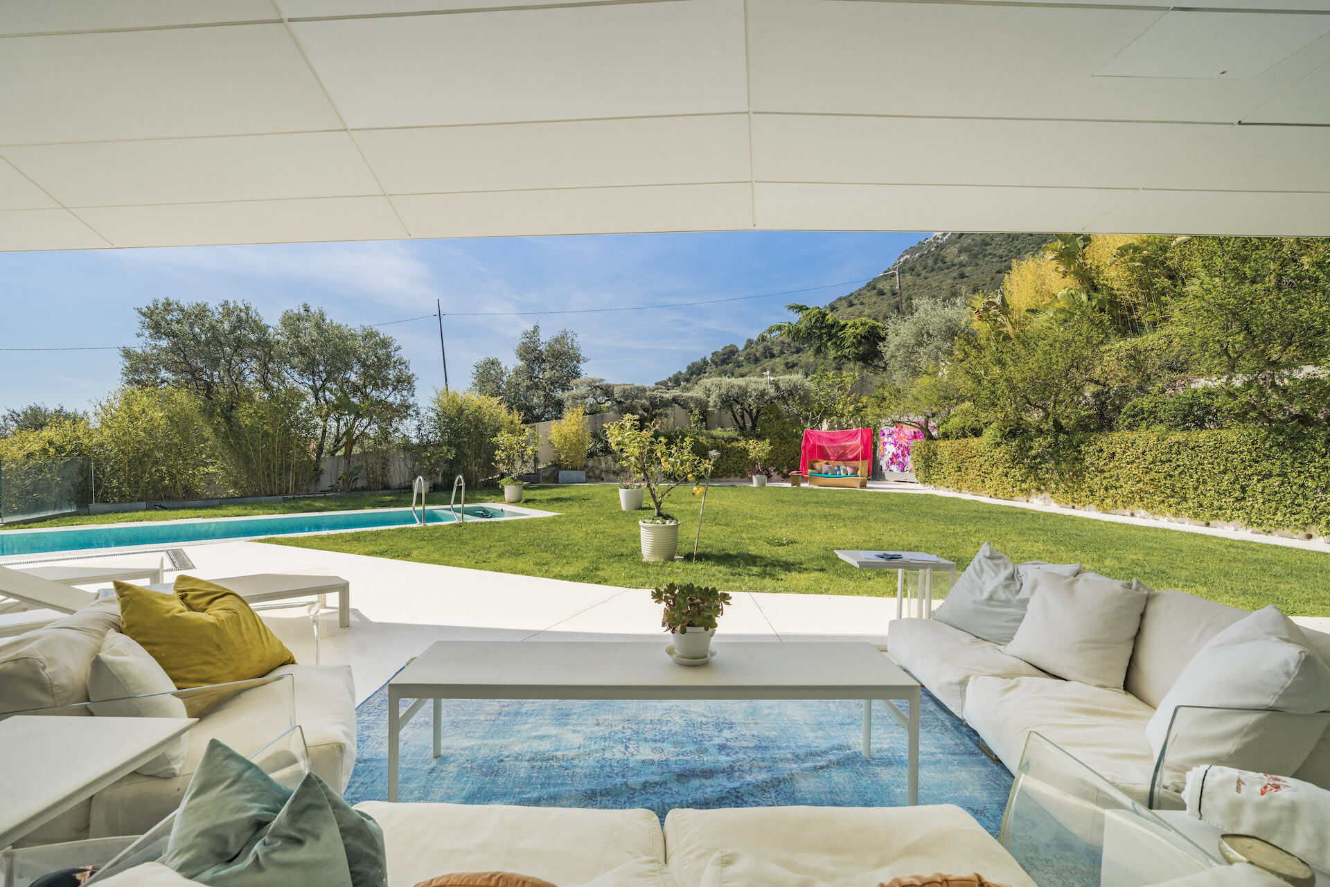 villa-octopussy-image-10