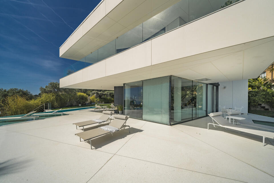 Villa Octopussy Gallery Image 1