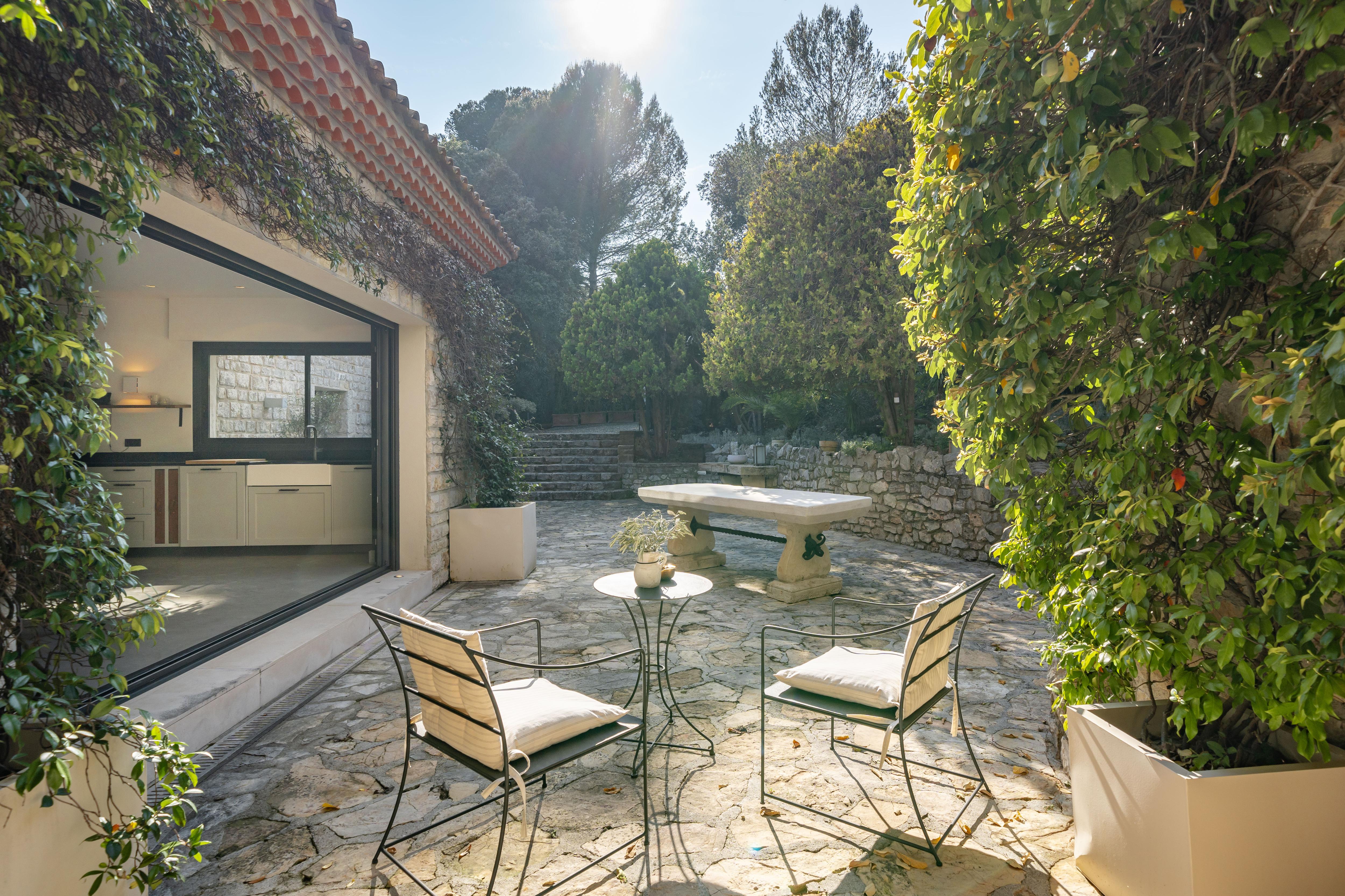 Villa Paradis Gallary Image 1