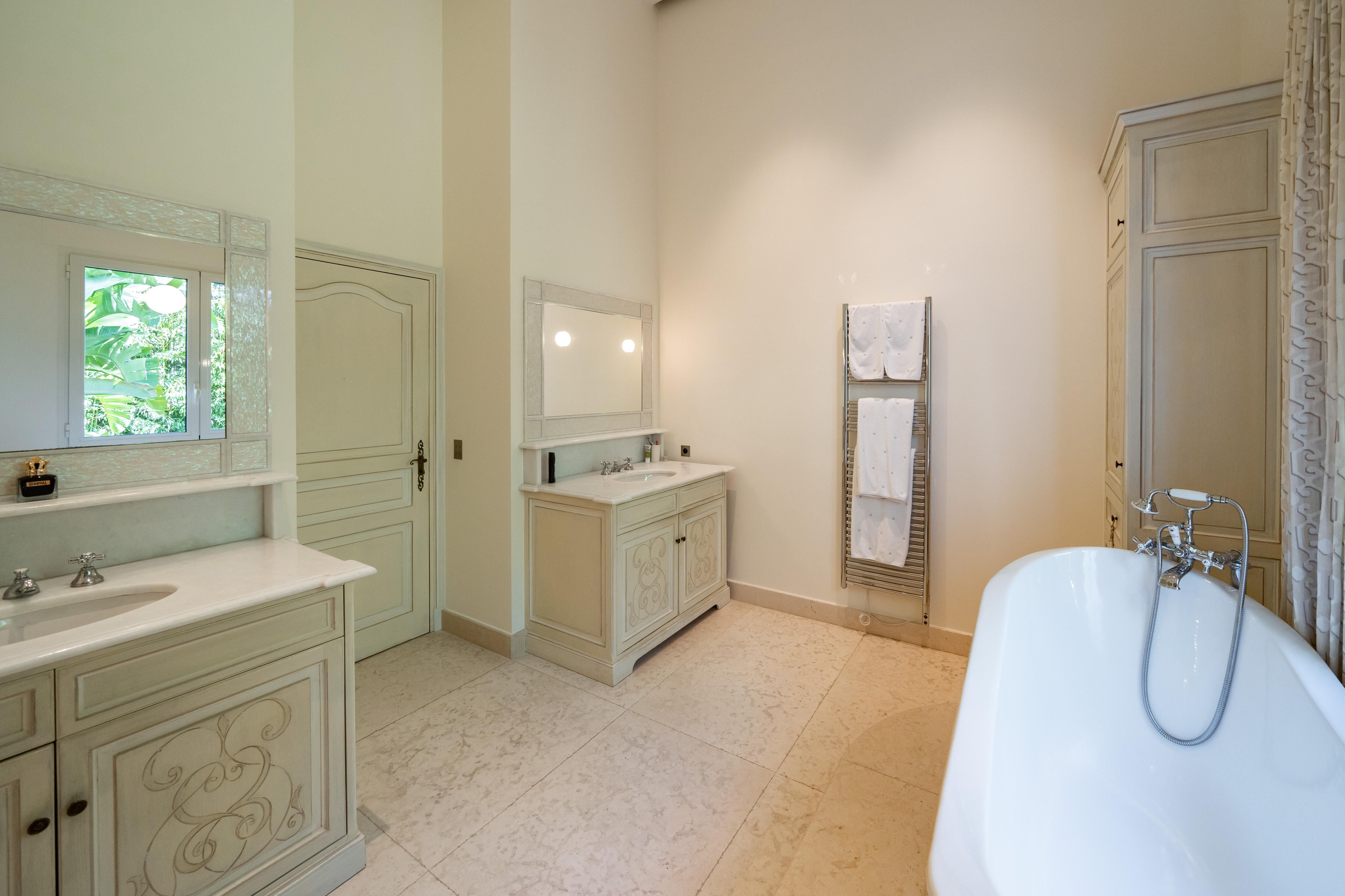 Villa Pearl Gallary Image 2