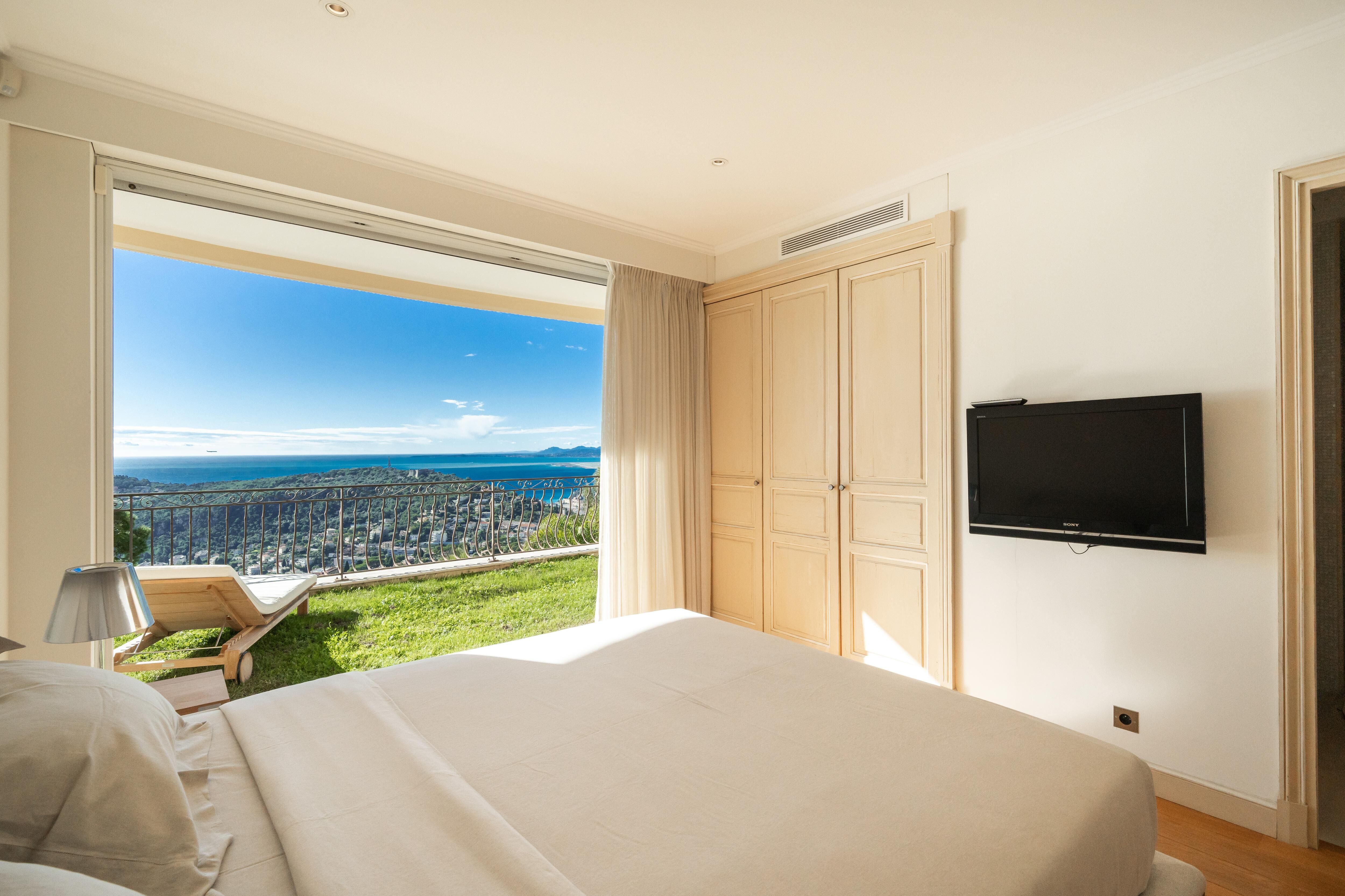 Villa Pearl Gallary Image 1