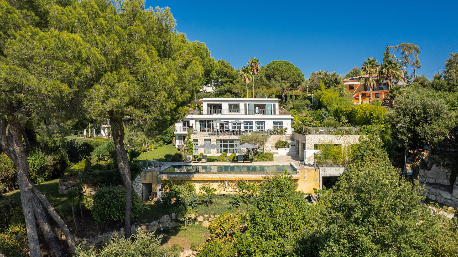 Villa Phoenix Gallary Image 6