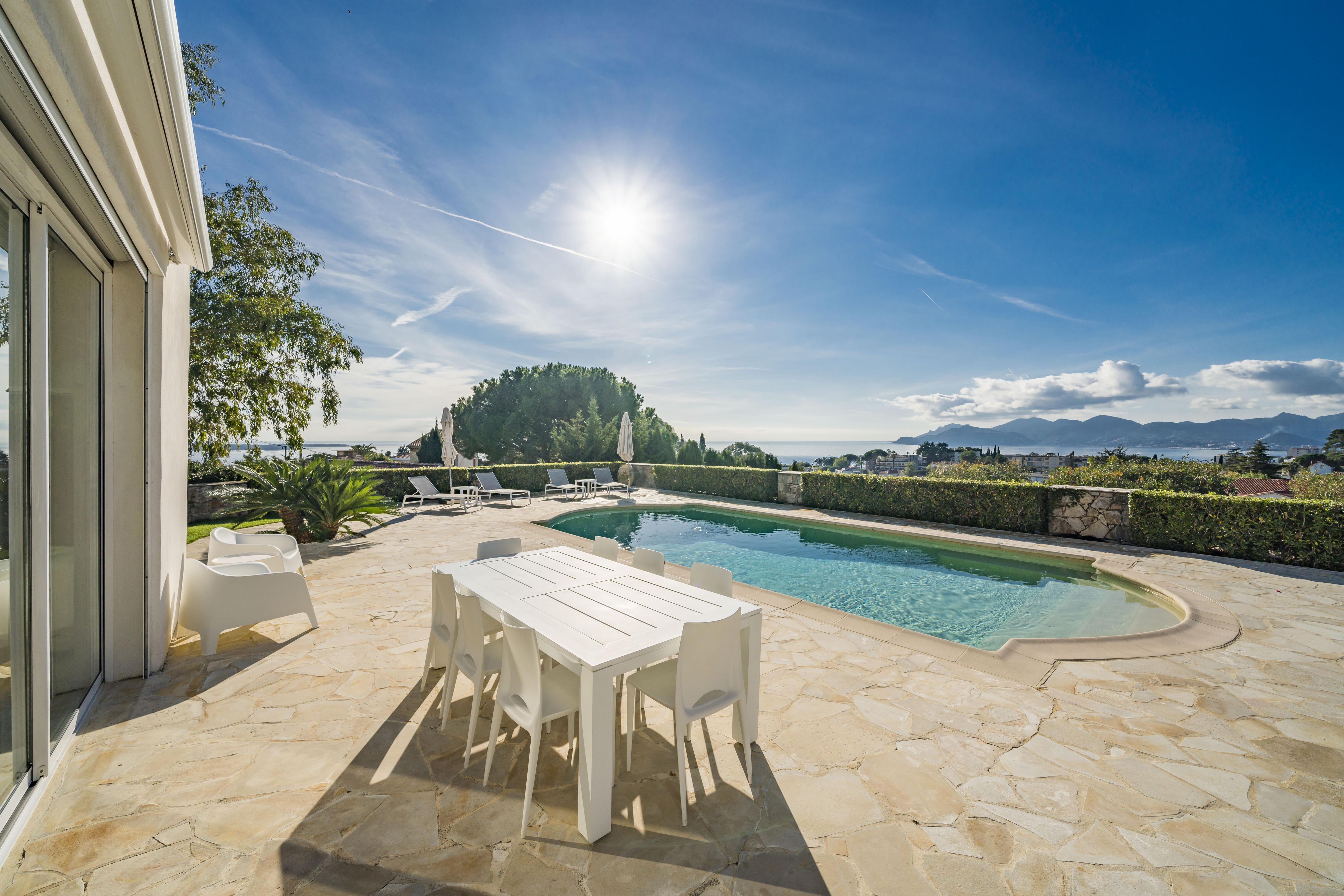 Villa Rachel Gallary Image 6