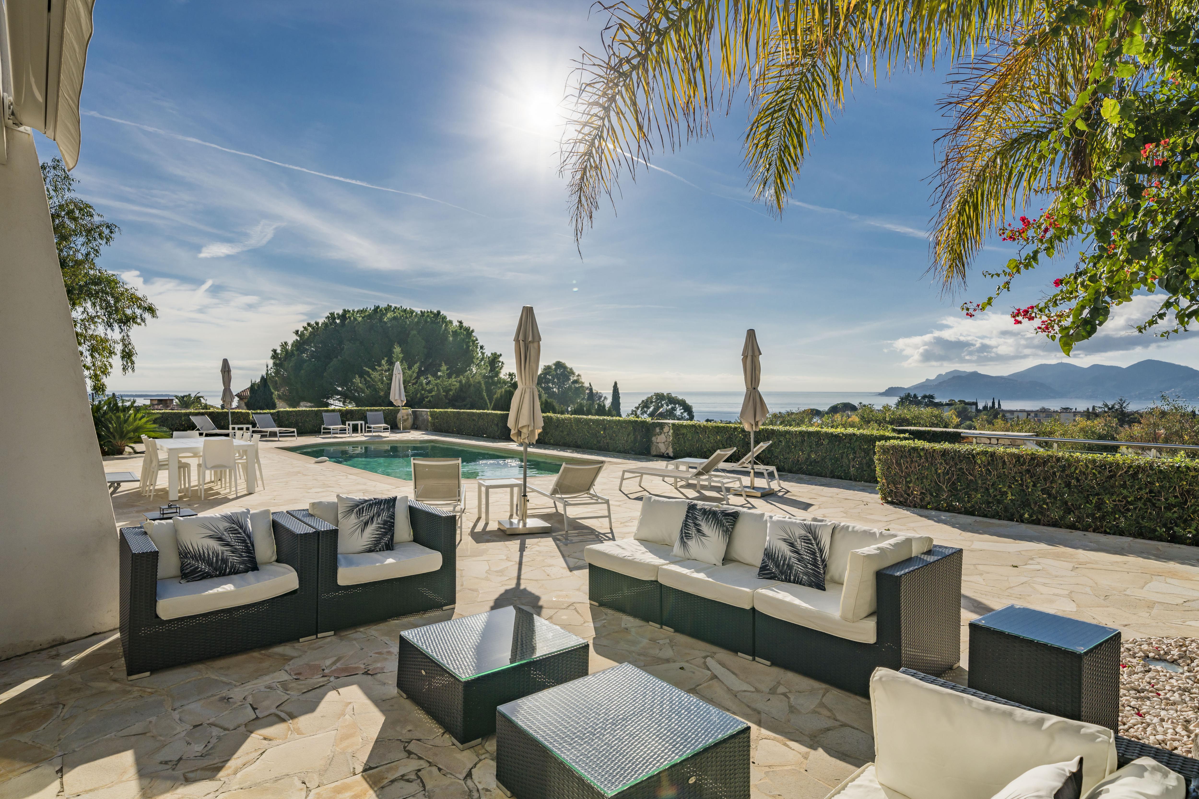 Villa Rachel Gallary Image 3