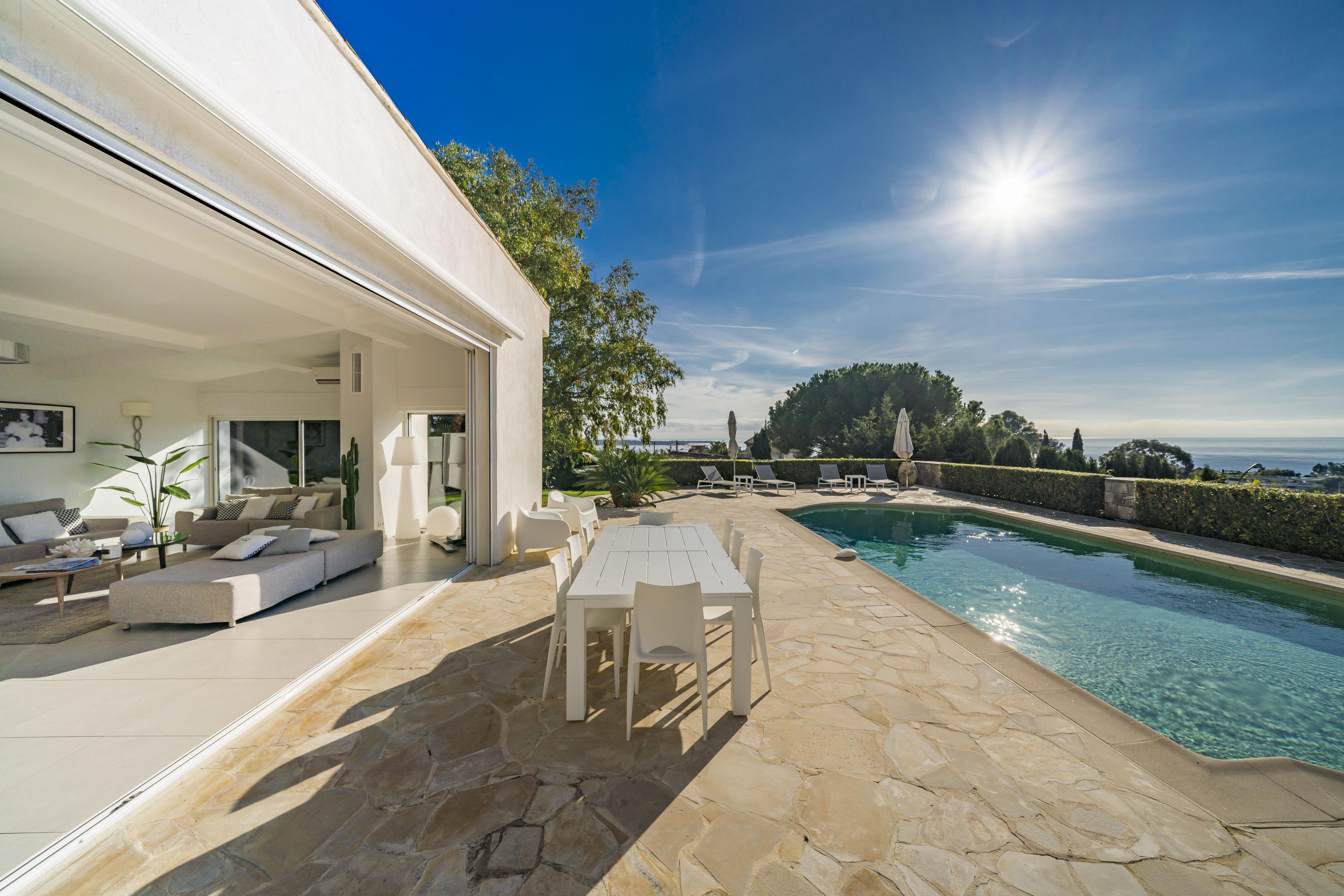 Villa Rachel Gallary Image 5