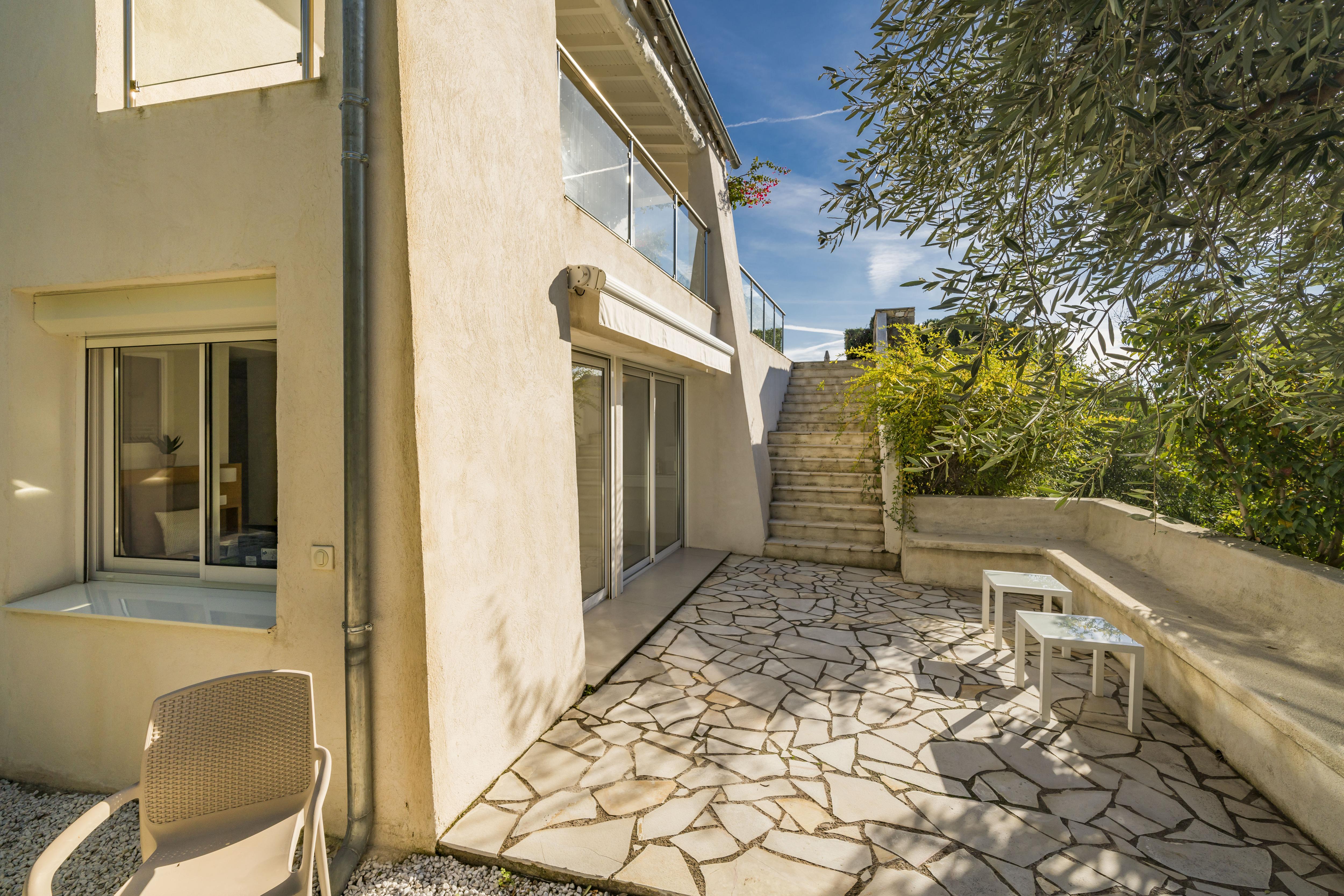 Villa Rachel Gallary Image 1