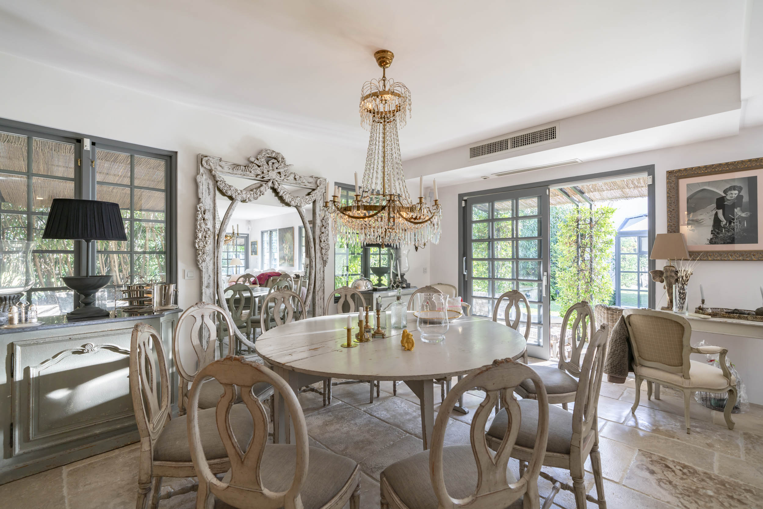 Villa Rose Gallary Image 3
