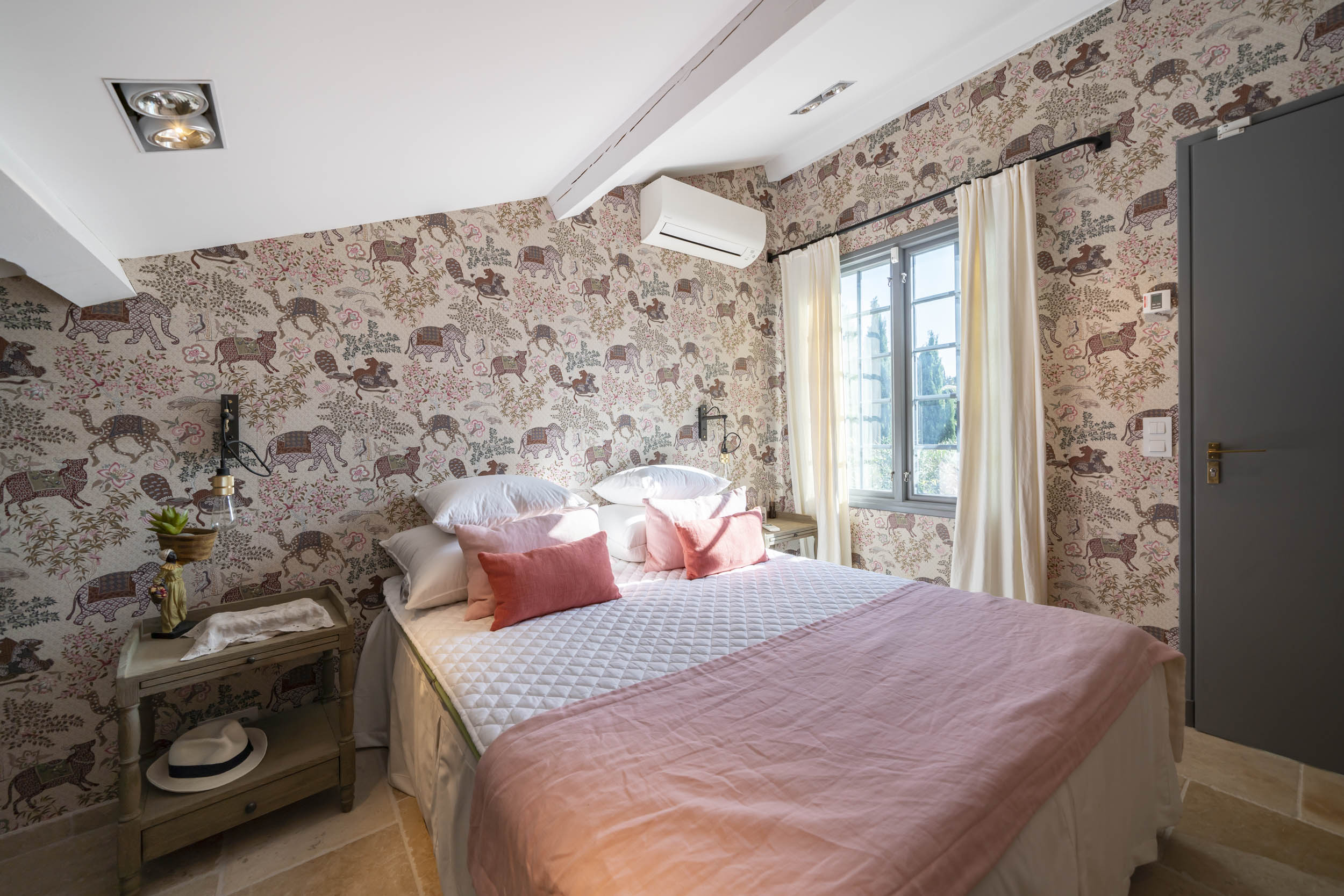 Villa Rose Gallary Image 3