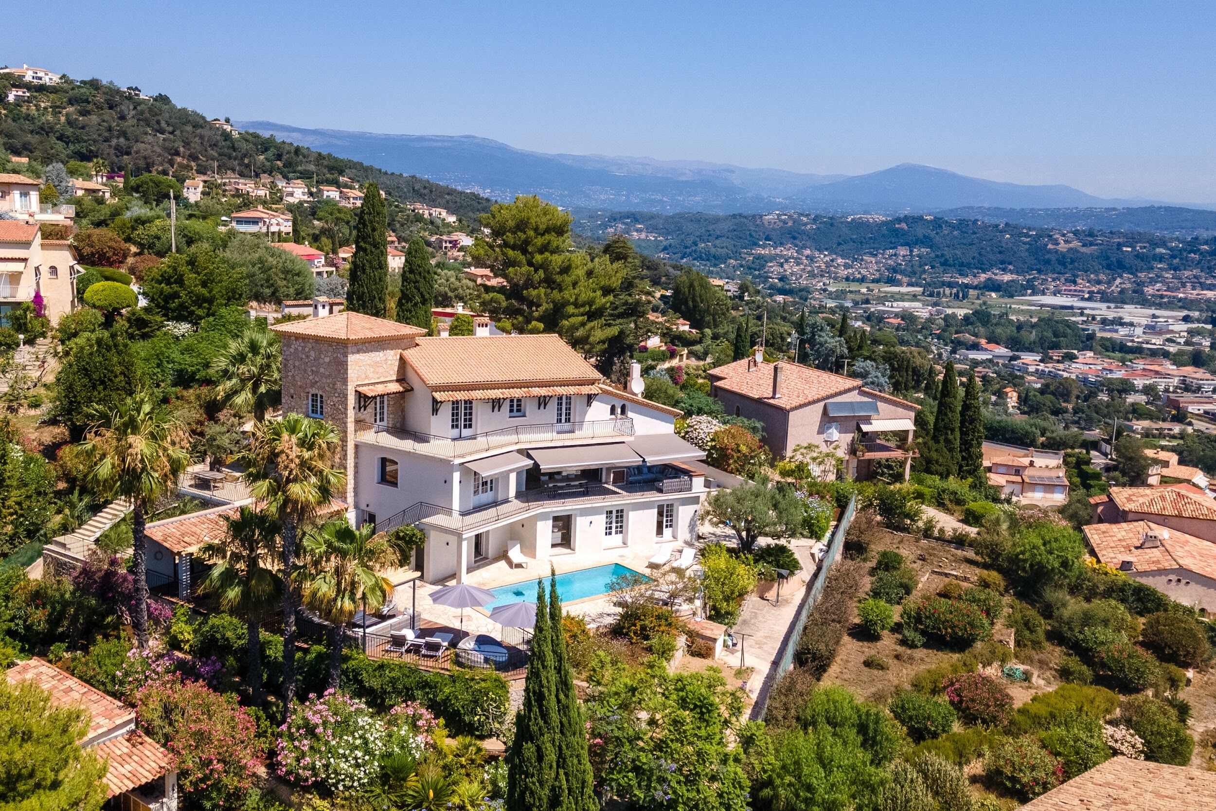 Villa Skylar Gallary Image 2
