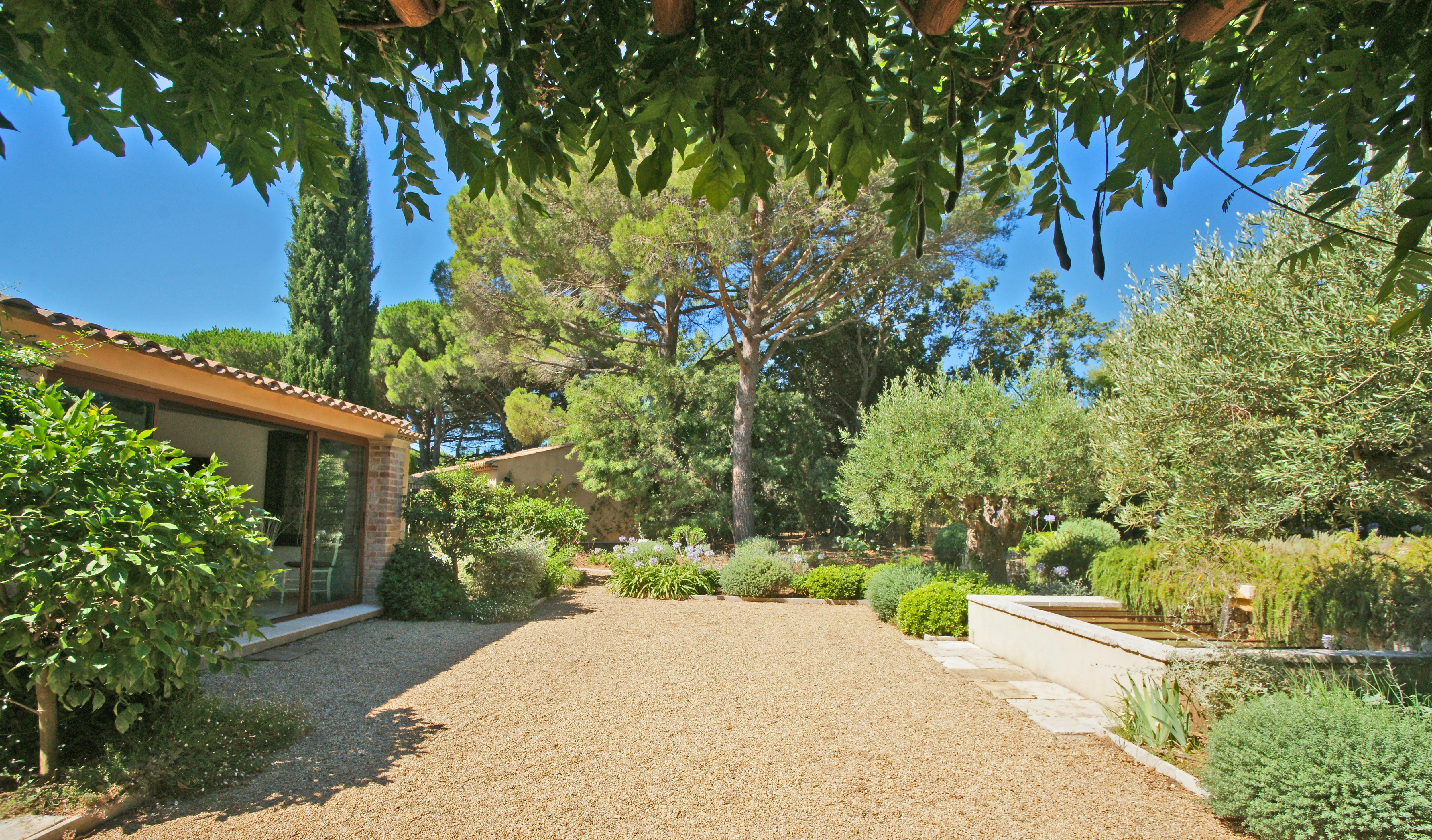 Villa Thea Gallary Image 1