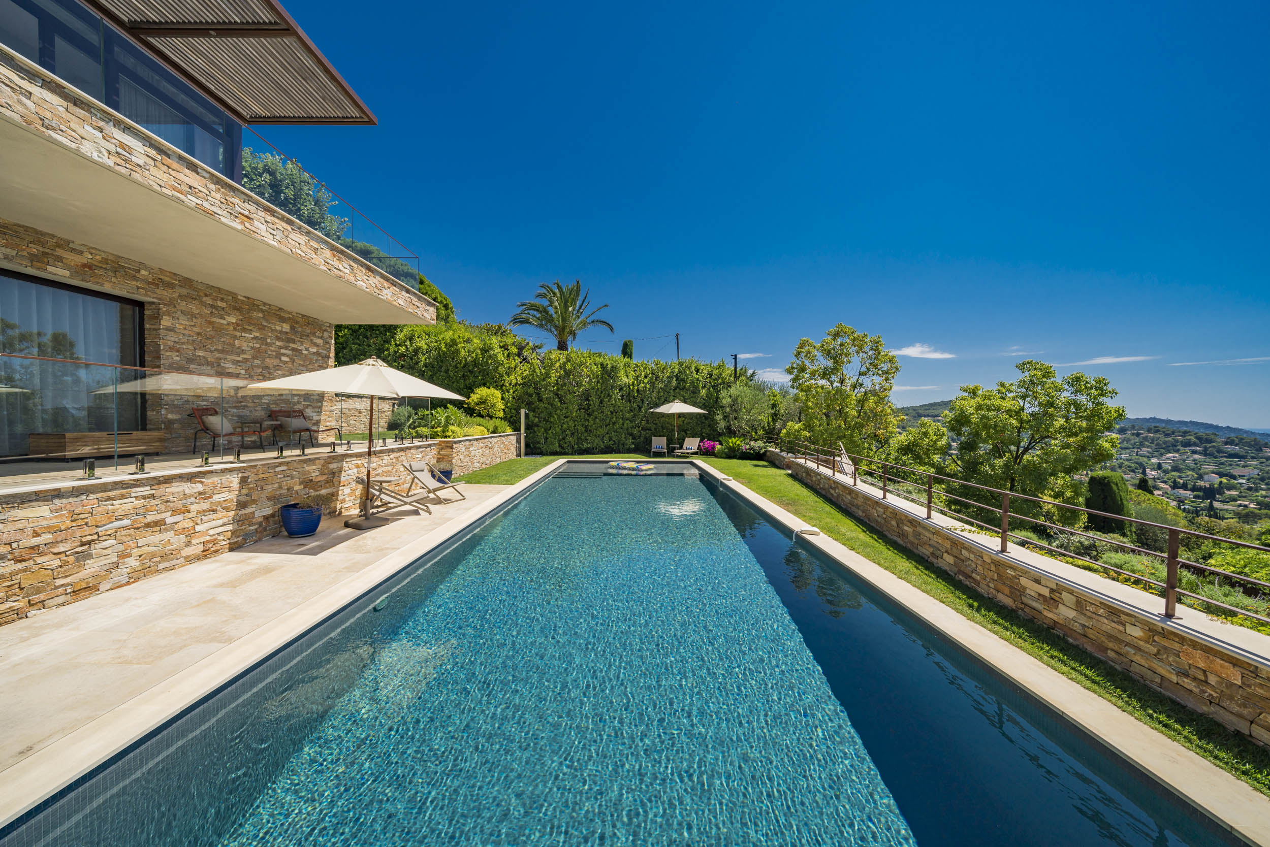villa-zapphire-image-2