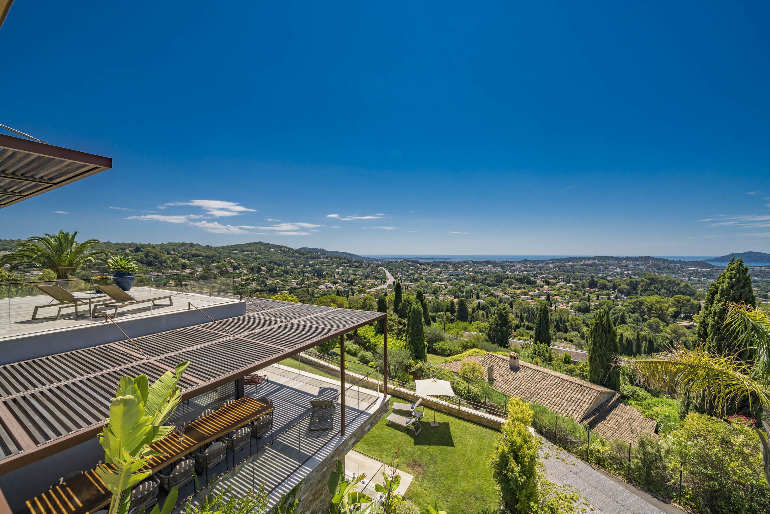 Villa Zapphire Gallary Image 2