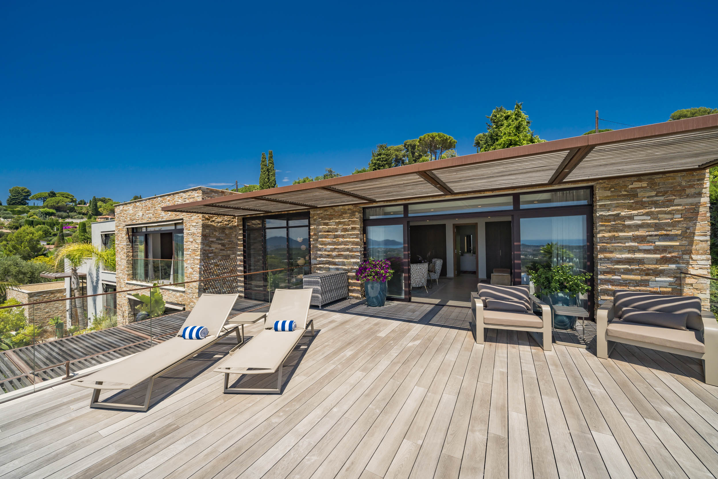 Villa Zapphire Gallary Image 5