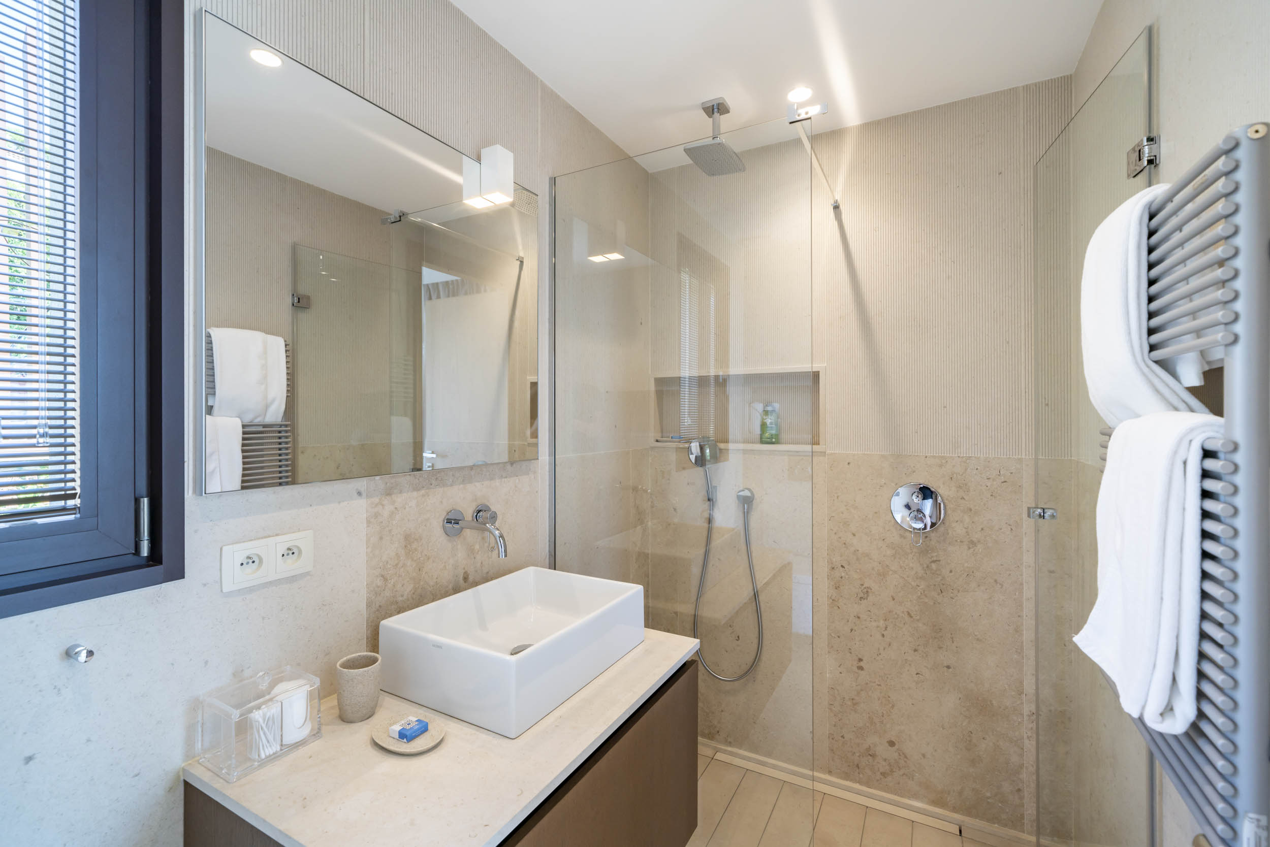 Villa Zapphire Gallary Image 1