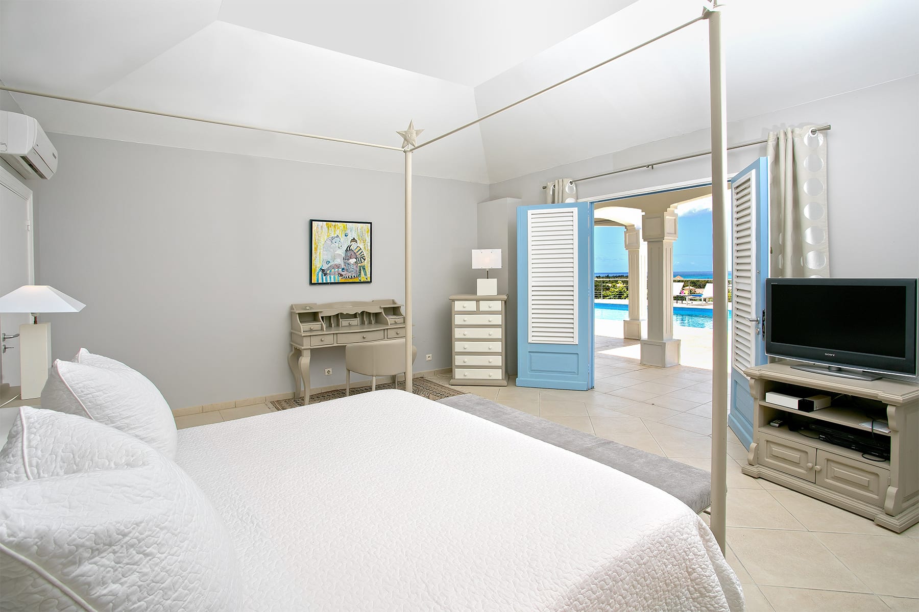 Oceane Gallary Image 1