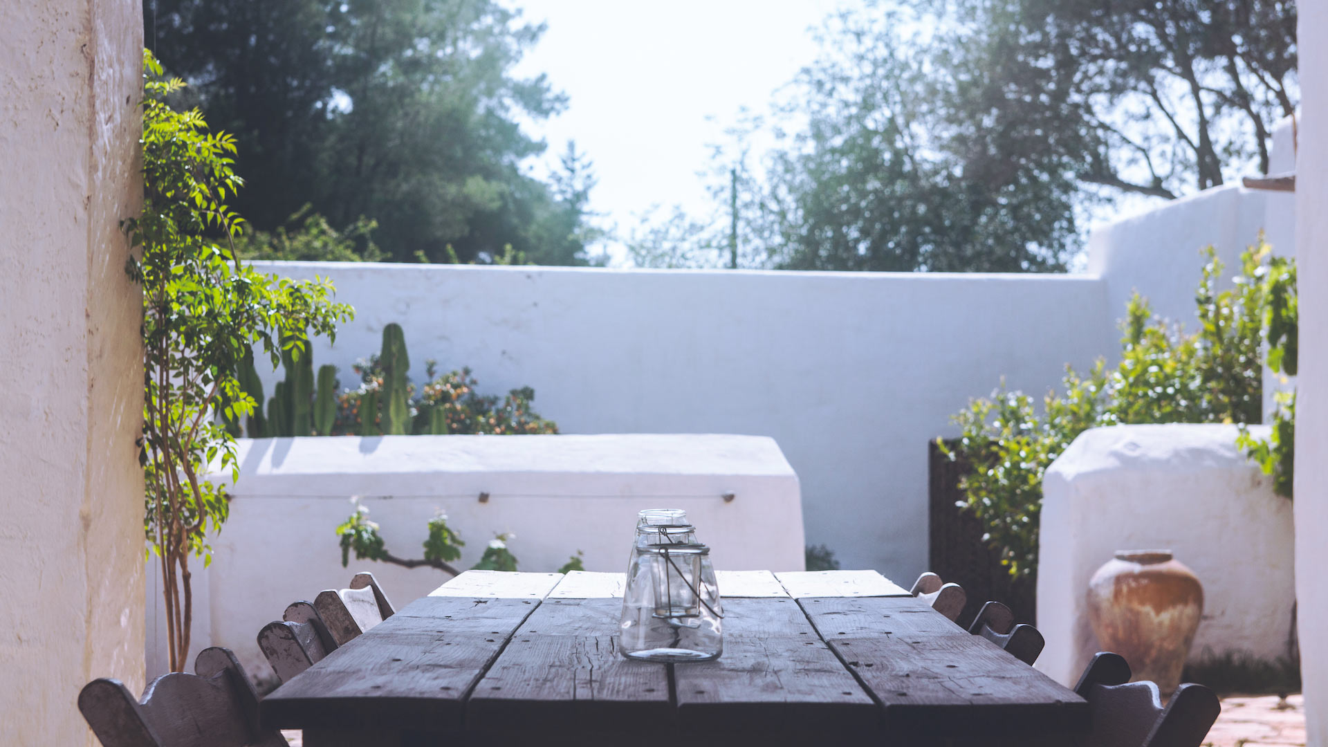 Dining table in Villa Can Basso in Ibiza perfect for alfresco dining
