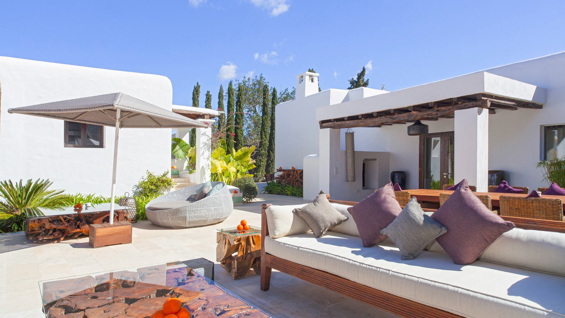Exterior view of Can Ribes - a luxury holiday vacation villa from Bluemoon in Ibiza
