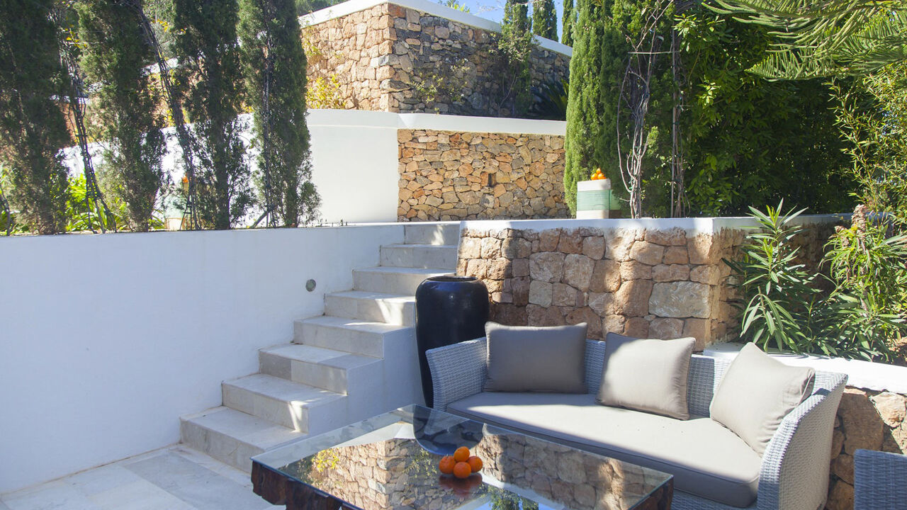 Exterior view of Can Ribes - a luxury holiday vacation villa from Bluemoon in Ibiza