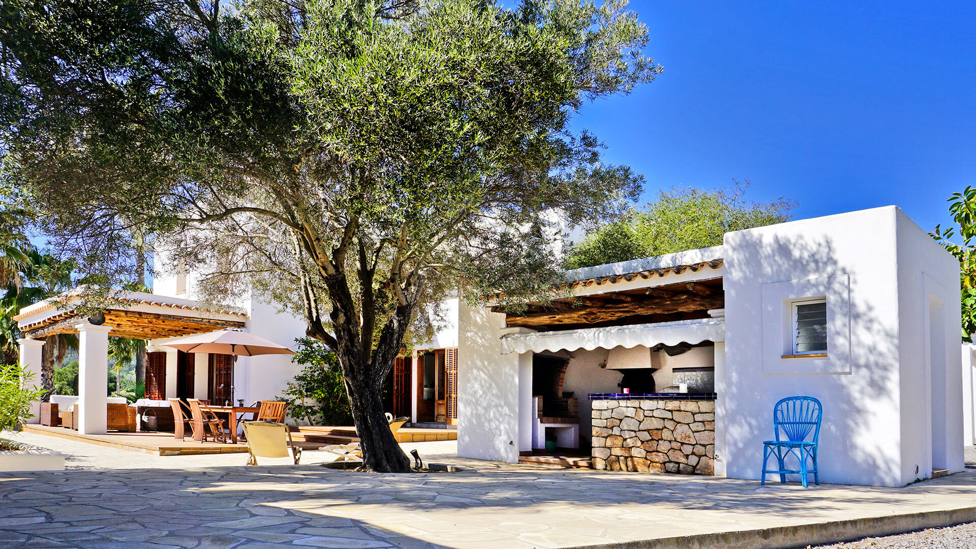 The beautiful exterior scene of luxury villa rental Can Selena in Ibiza