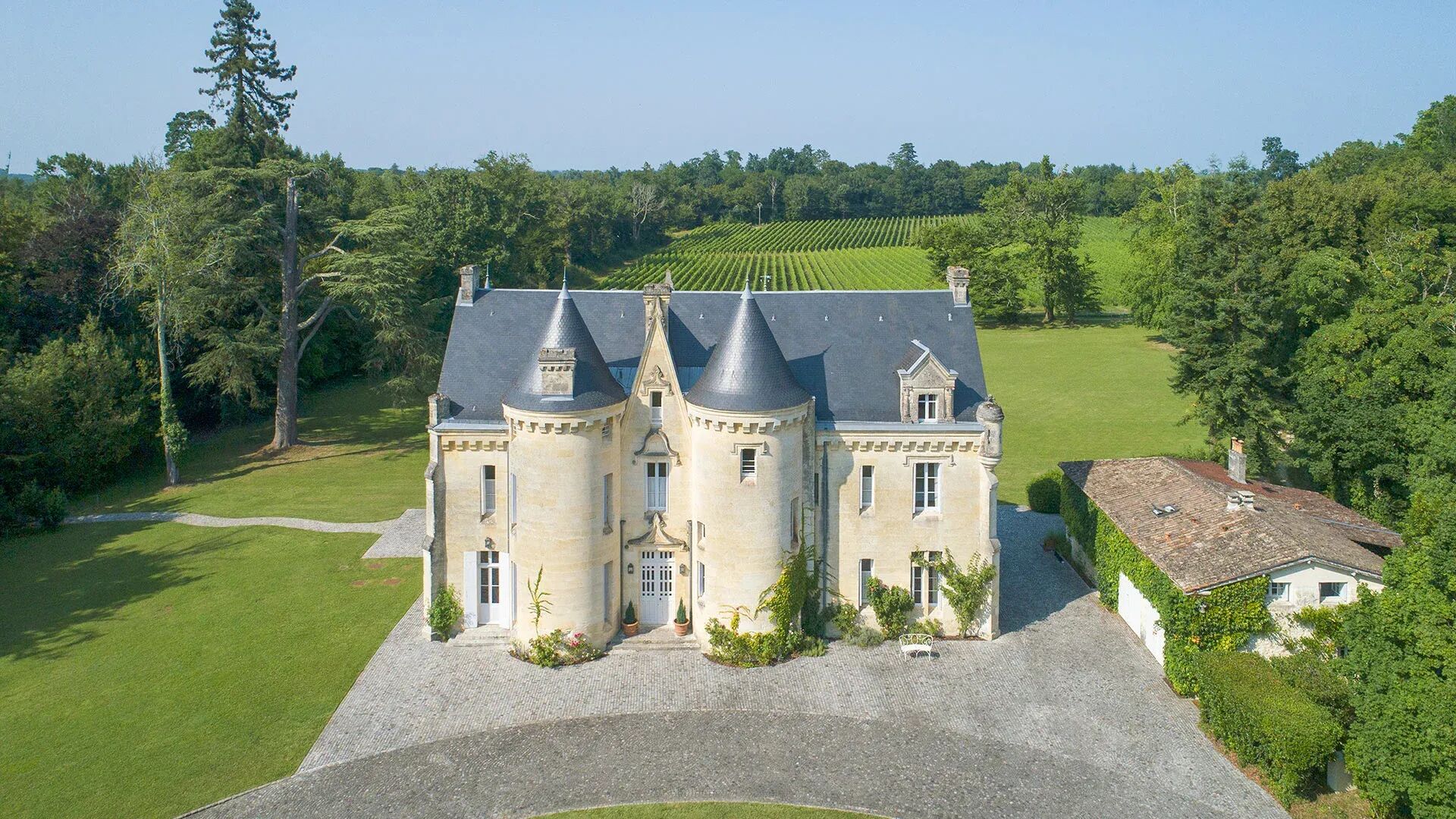 chateau-le-petit-lattay-image-3