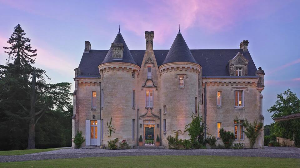 Château Le Petit Lattay Gallery Image 1