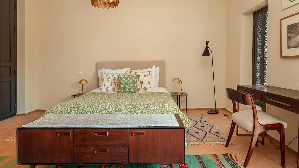 Dar Rosebud Gallery Image 3