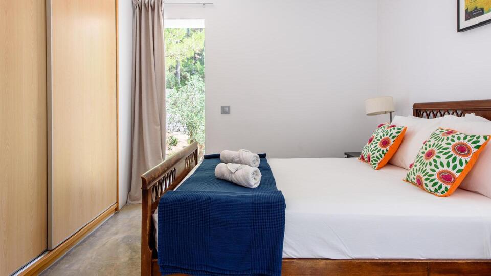 Bedroom with storage in Villa Fabrik in Ibiza