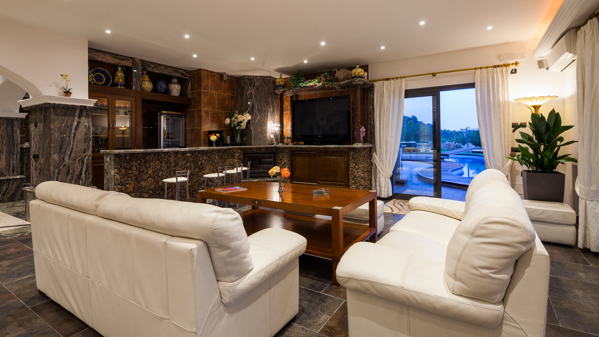 Luxury vacation rental Villa Fountain Ibiza's lounge area